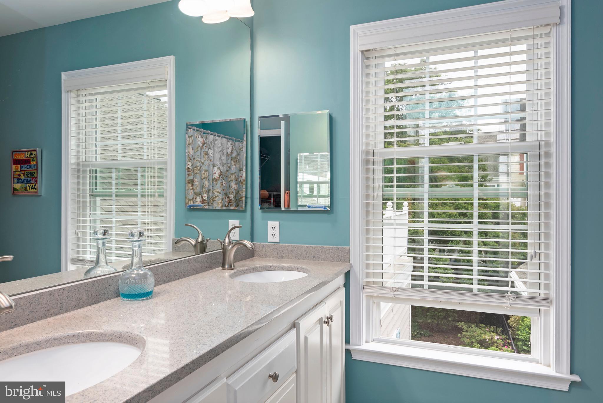 EASTON CLUB - Residential