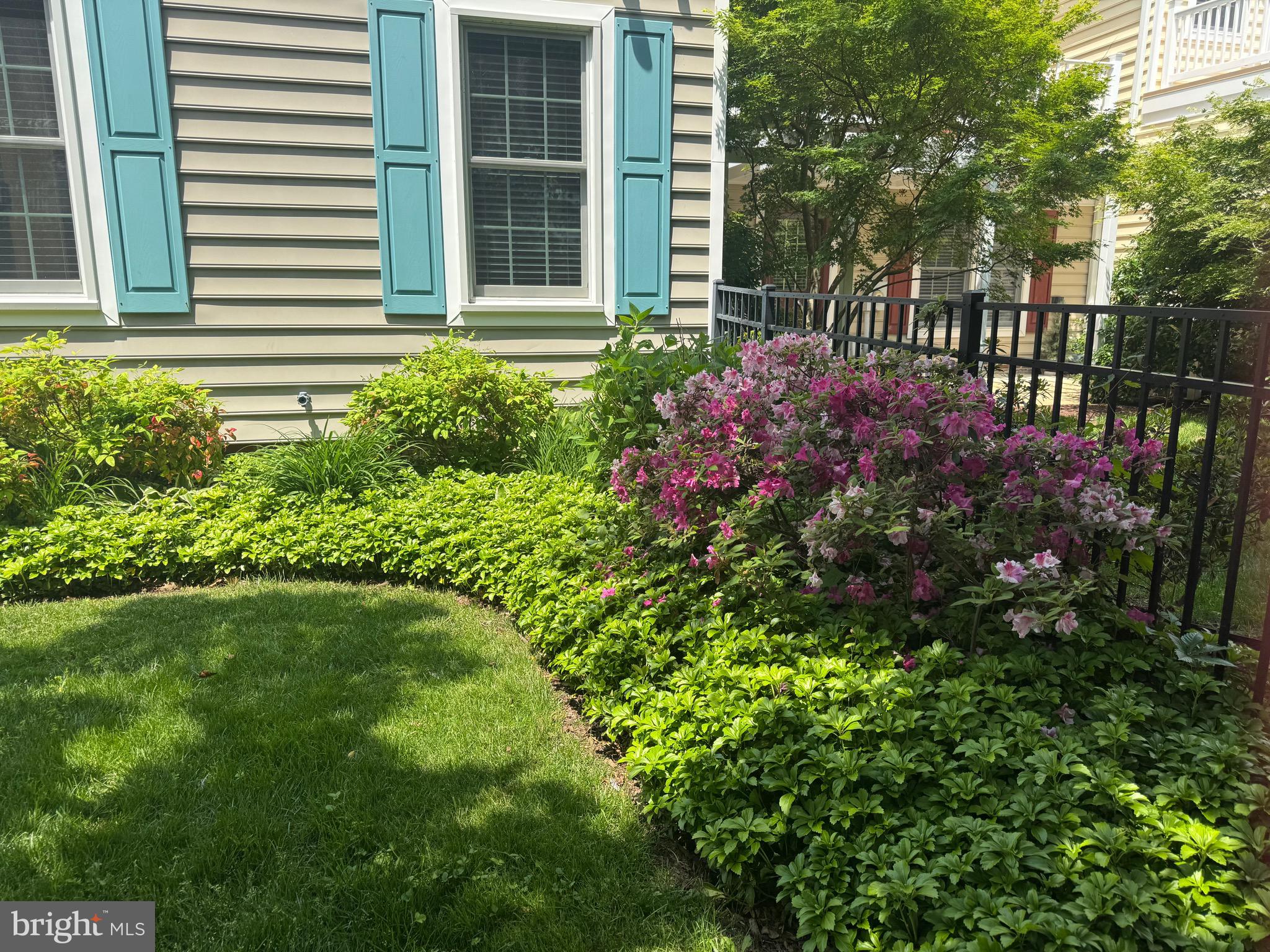 EASTON CLUB - Residential