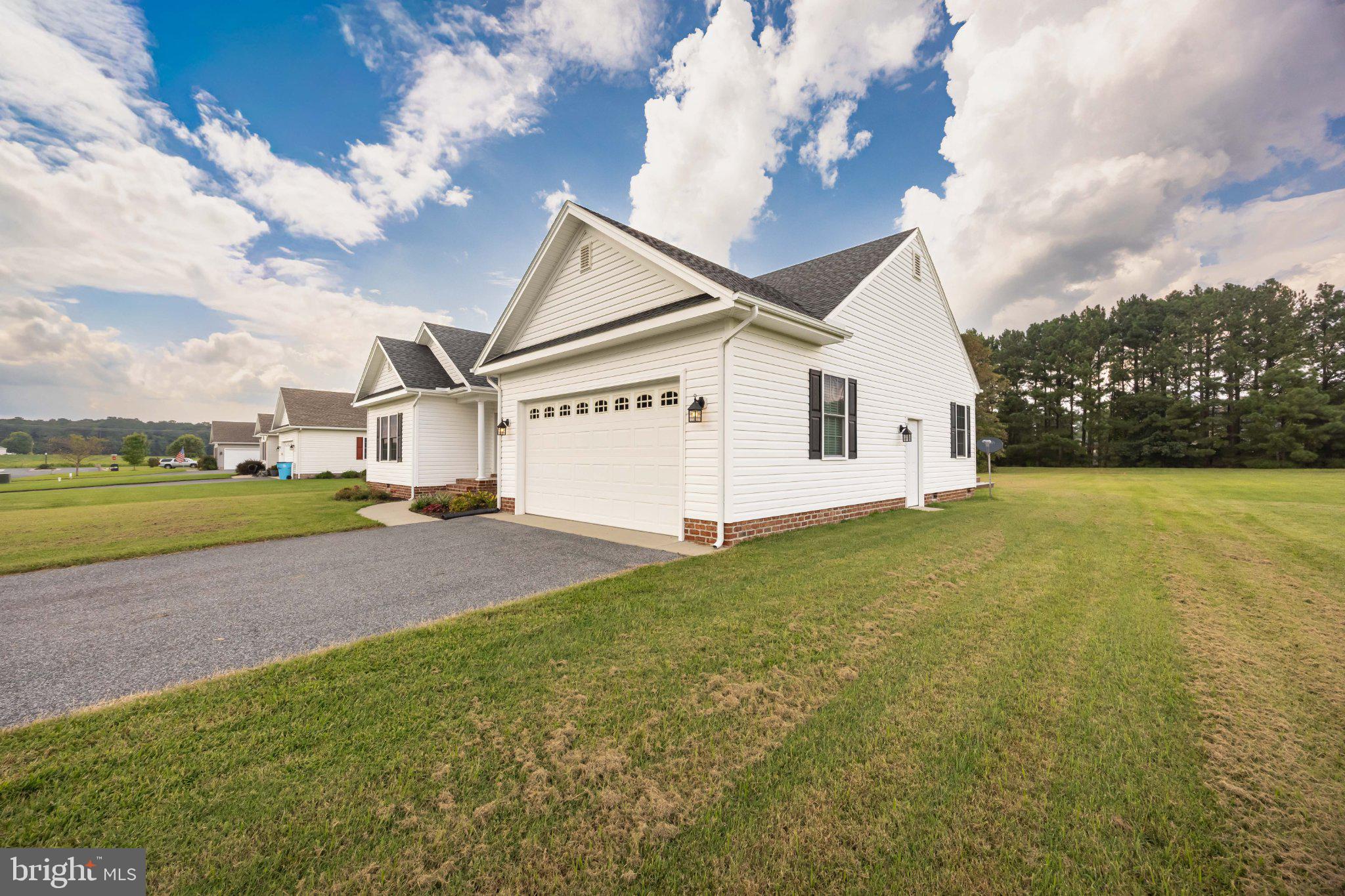 108 GLENBROOKE COURT