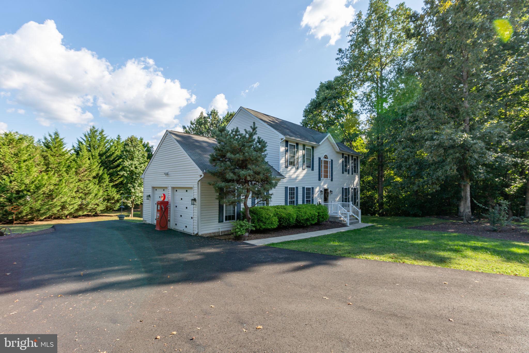 SOUTH WOODS - Residential