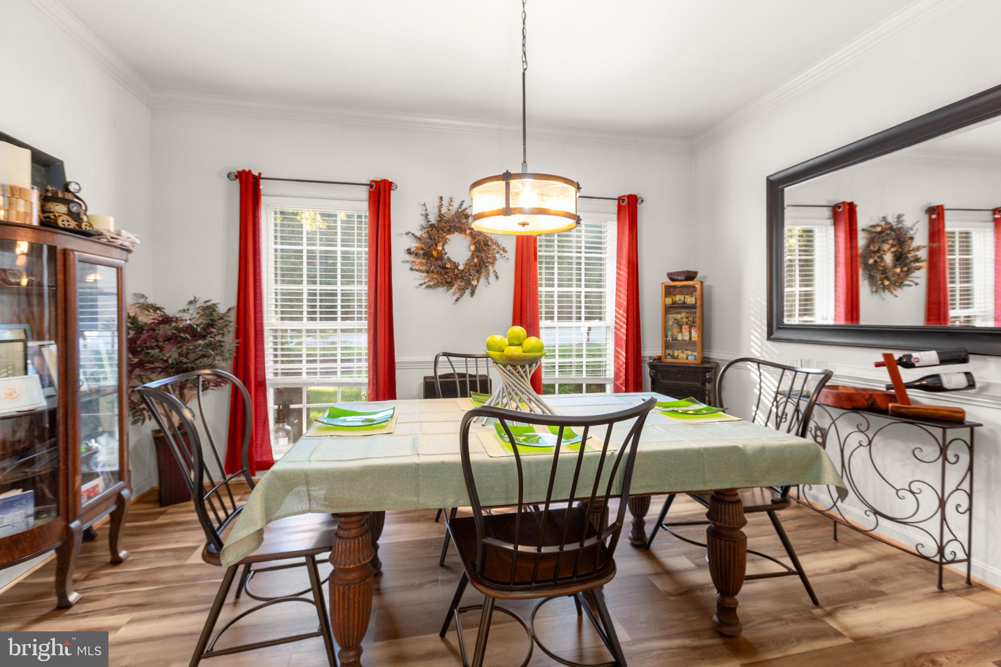 SOUTH WOODS - Residential