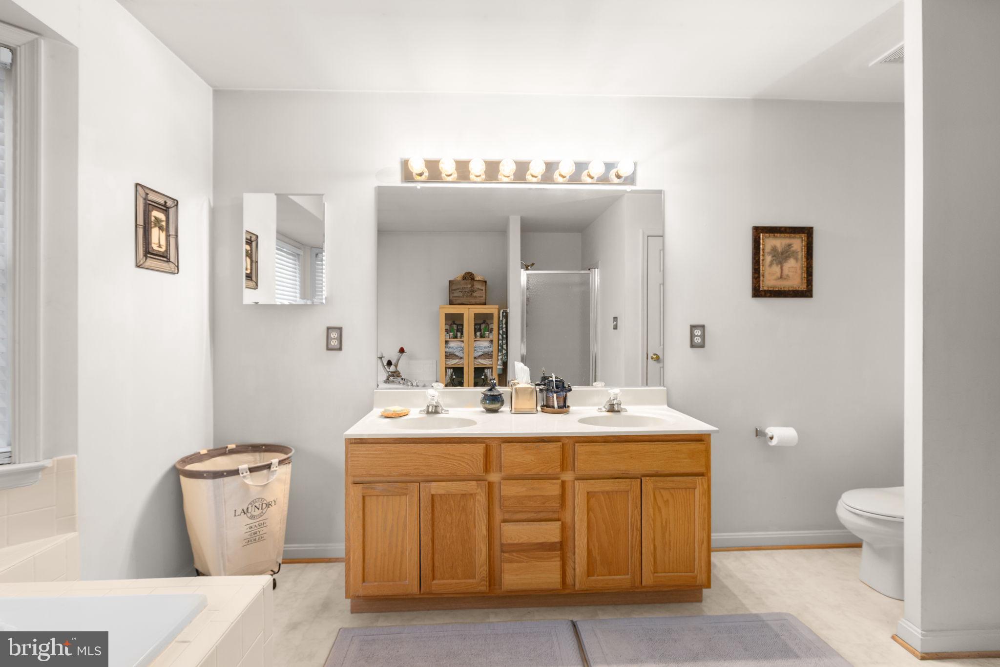 SOUTH WOODS - Residential