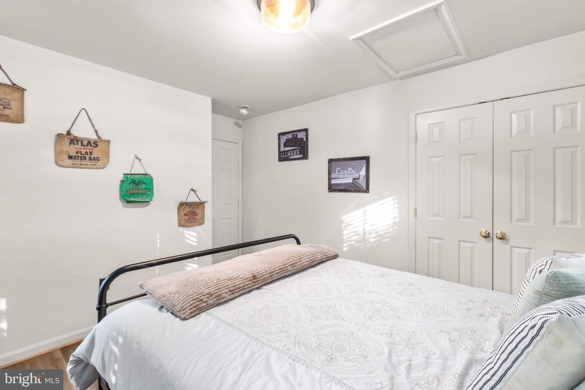 SOUTH WOODS - Residential