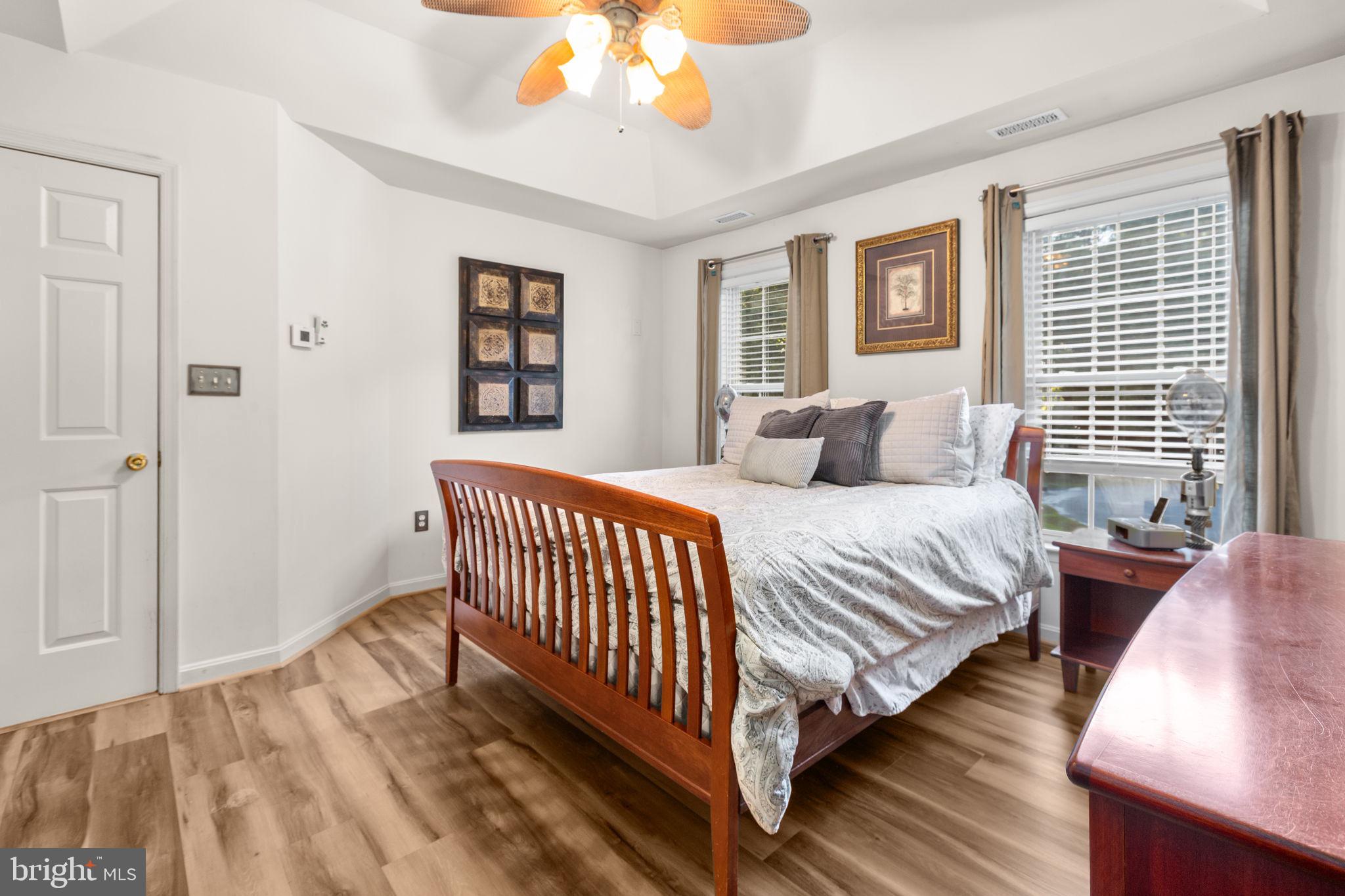 SOUTH WOODS - Residential