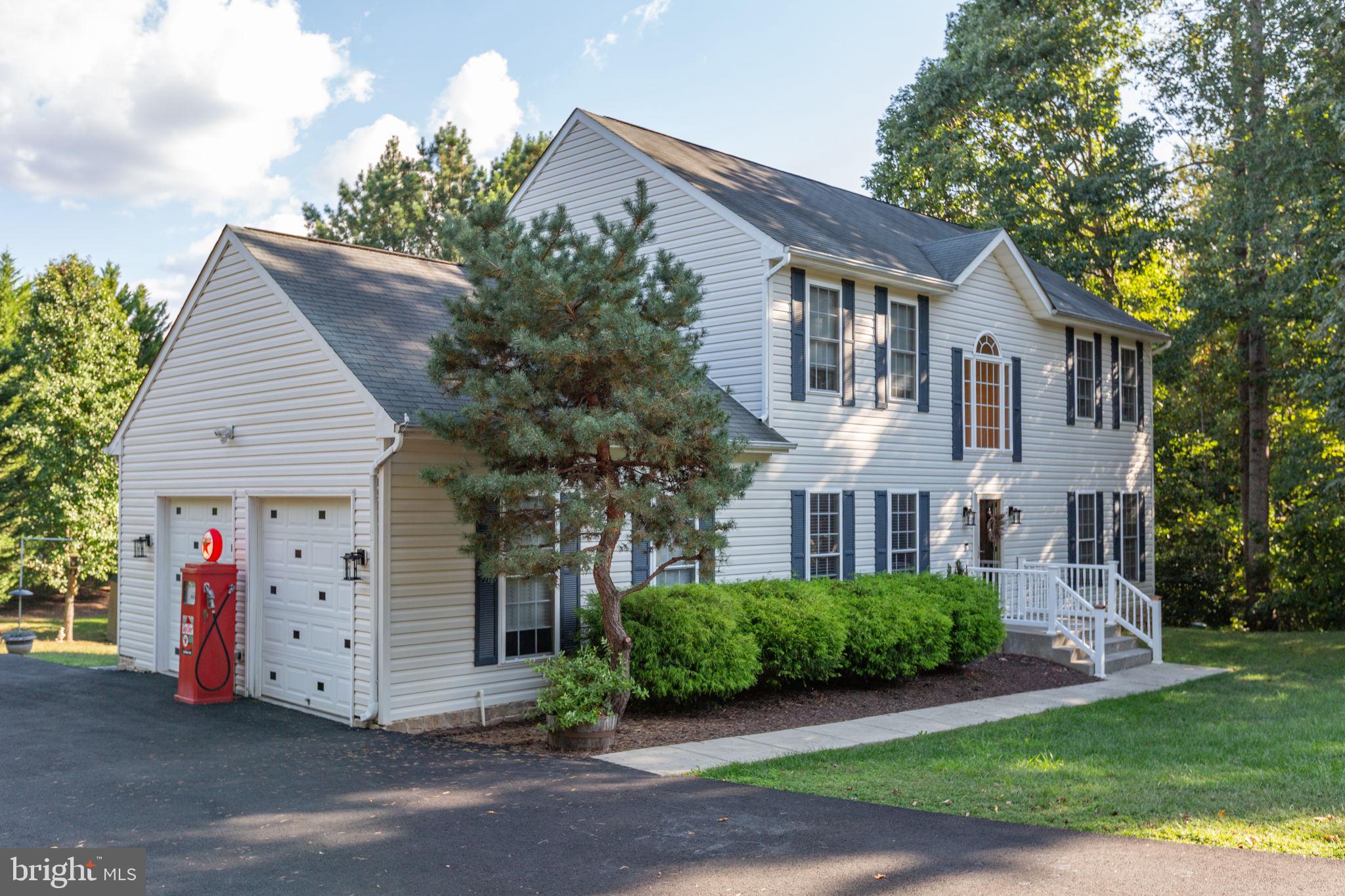4318 BRIDLEPATH COURT