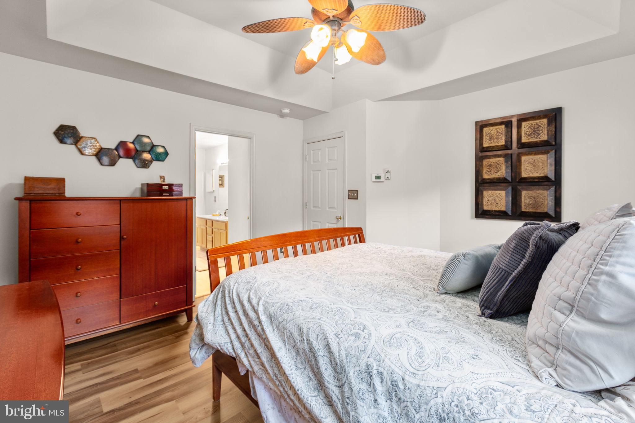 SOUTH WOODS - Residential