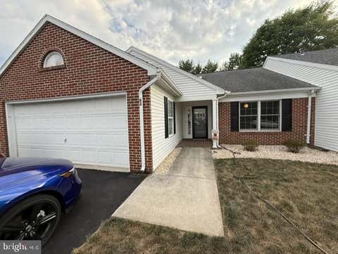 Townhouse For Sale - 63 Greenspring Drive Dr<br/> MECHANICSBURG, PA 17050