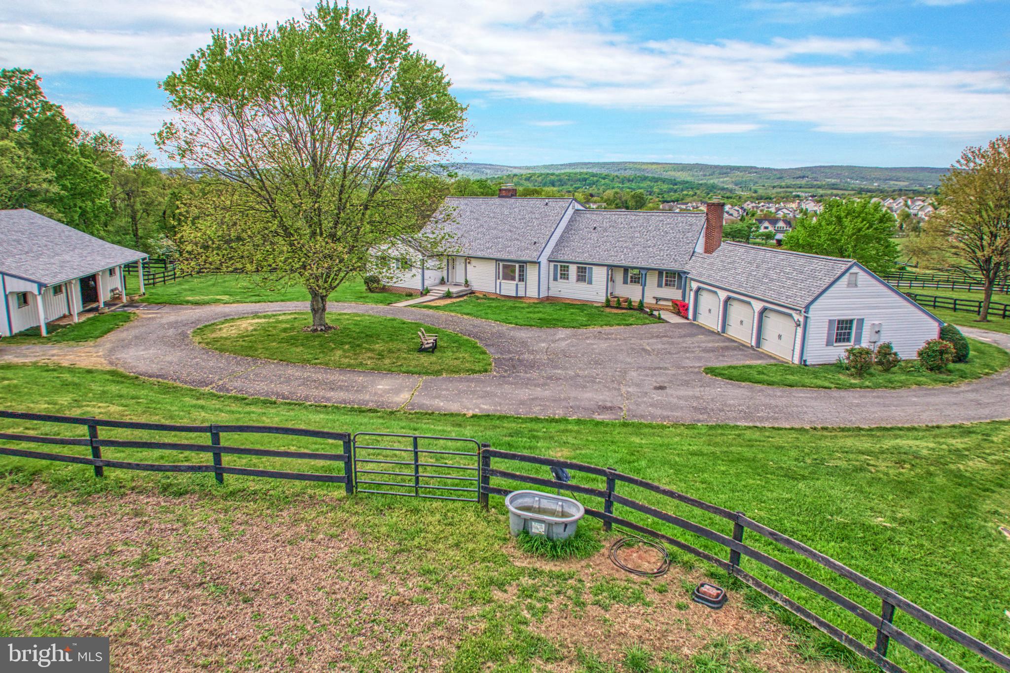 36181 FOXLORE FARM LANE