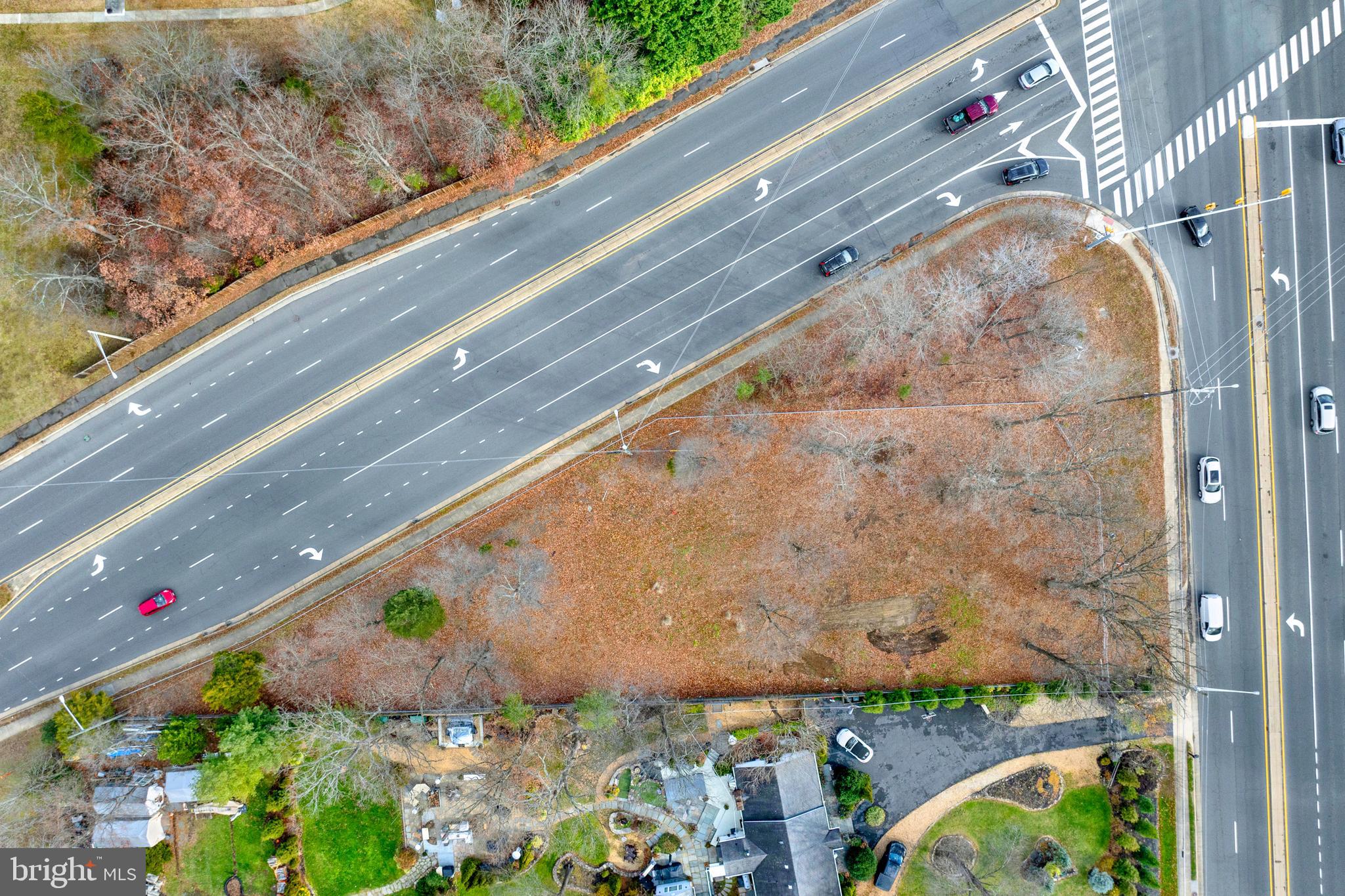 WILLOW SPRINGS - Land