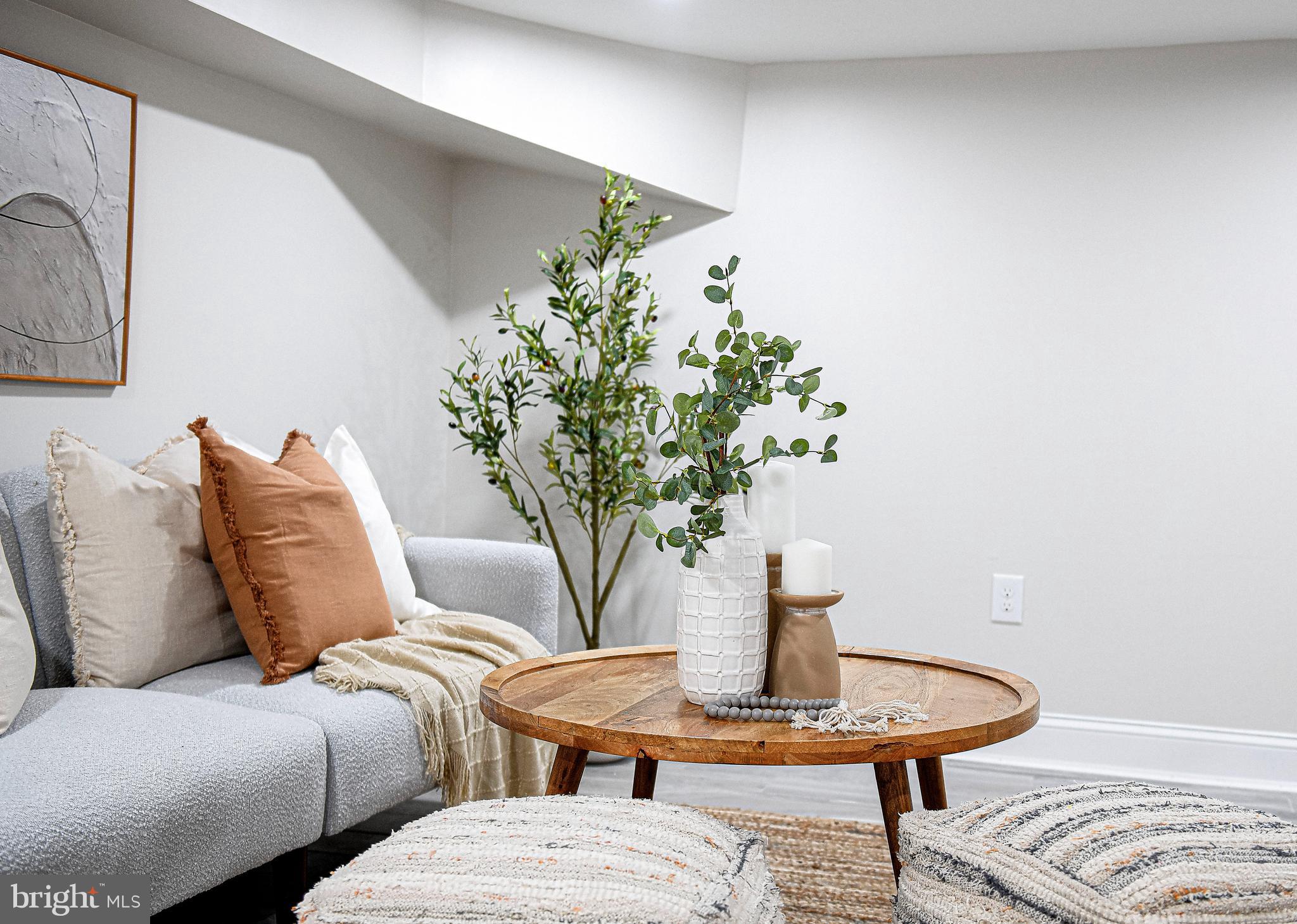 HARWOOD - Residential