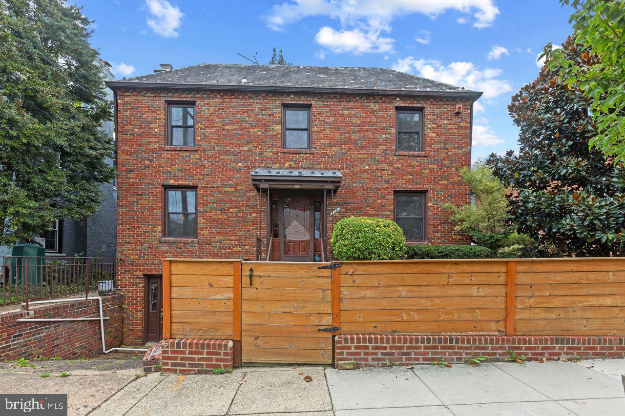 708 UNDERWOOD STREET NW