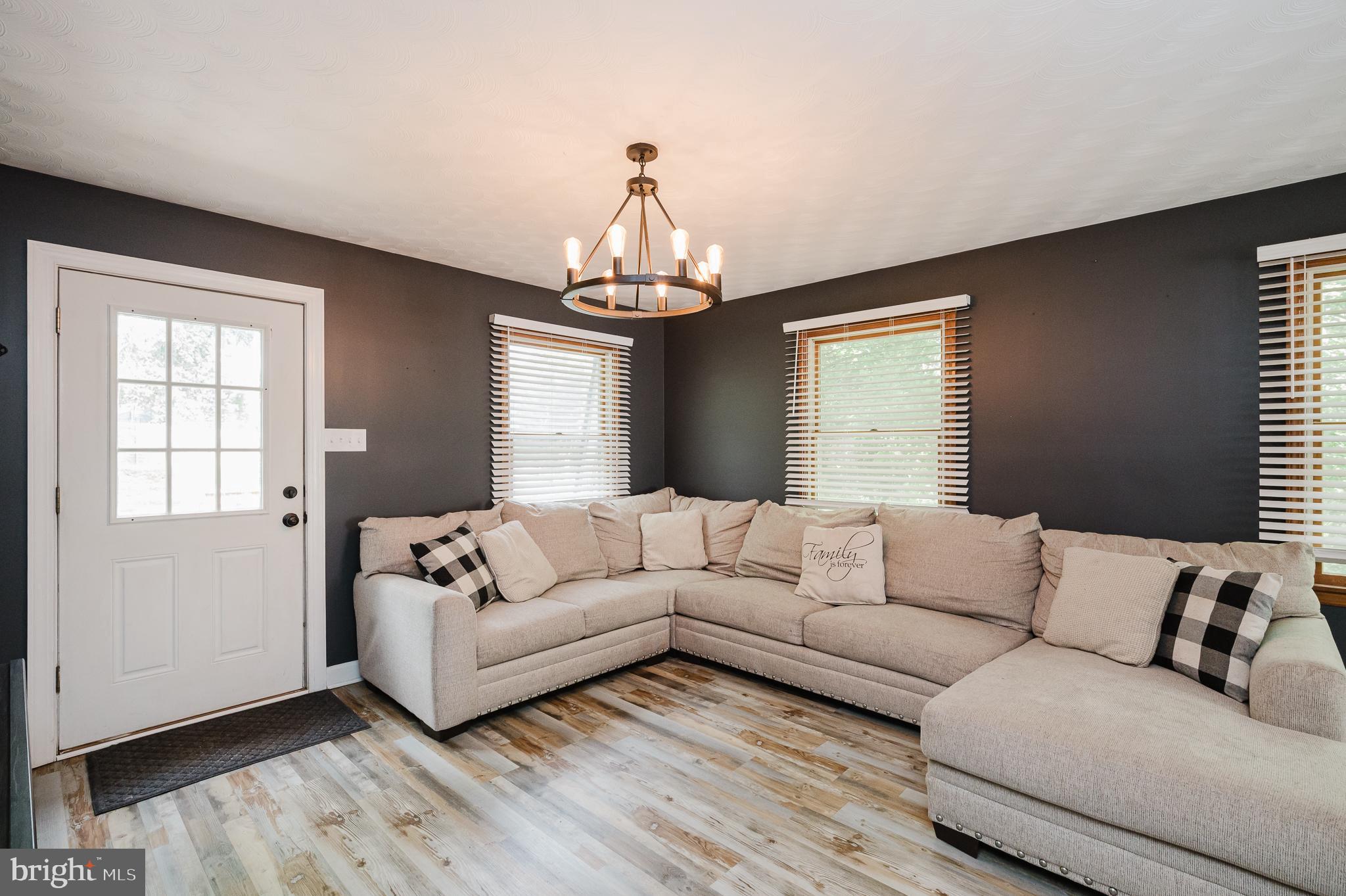305 CROWL ROAD