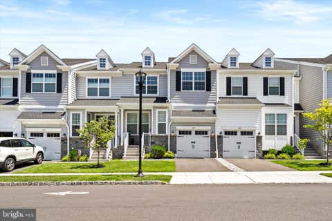 Townhouse For Sale - 3327 Poplar Place<br/> Monmouth County, WALL, NJ 07719