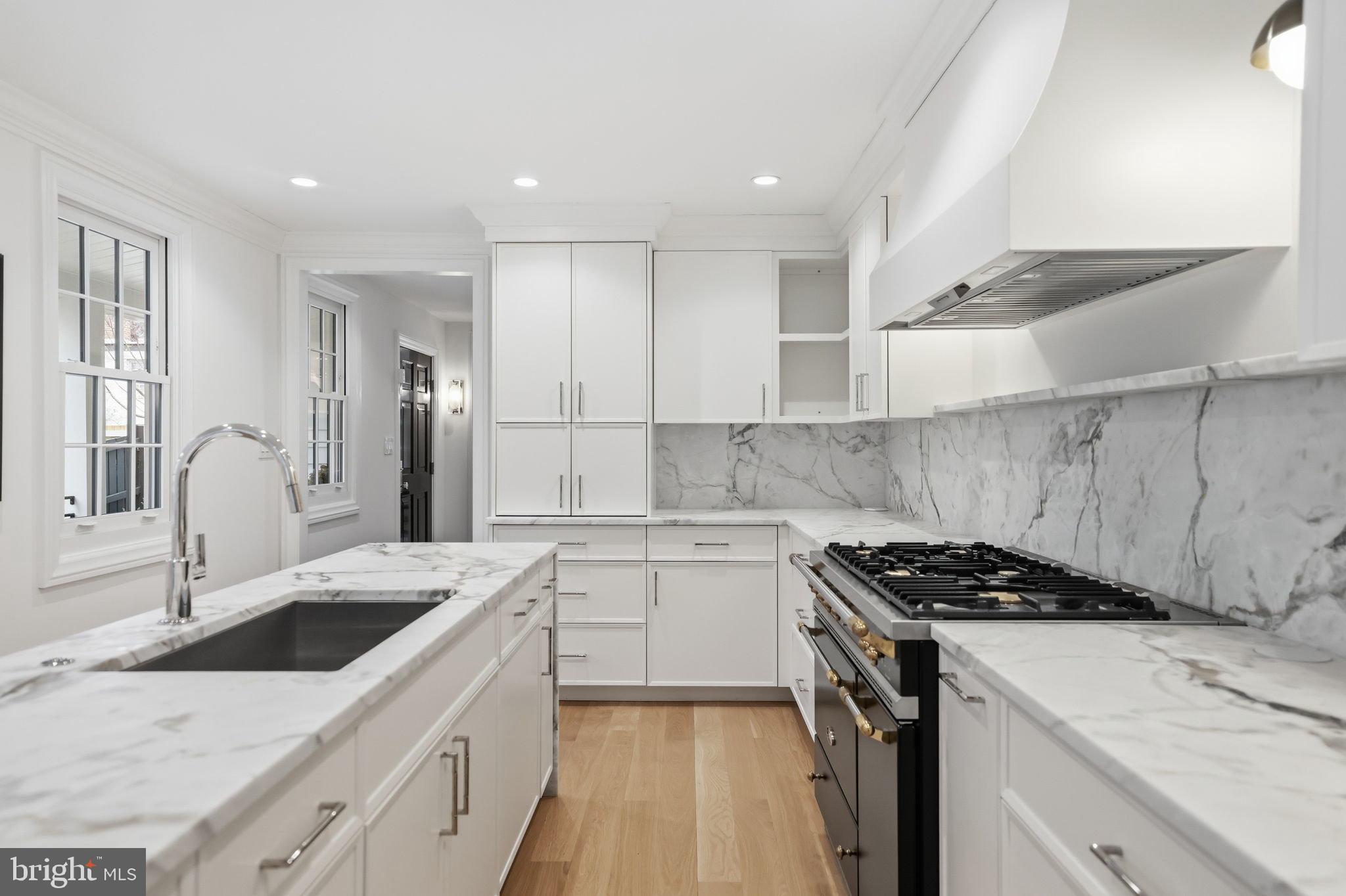 GEORGETOWN - Residential