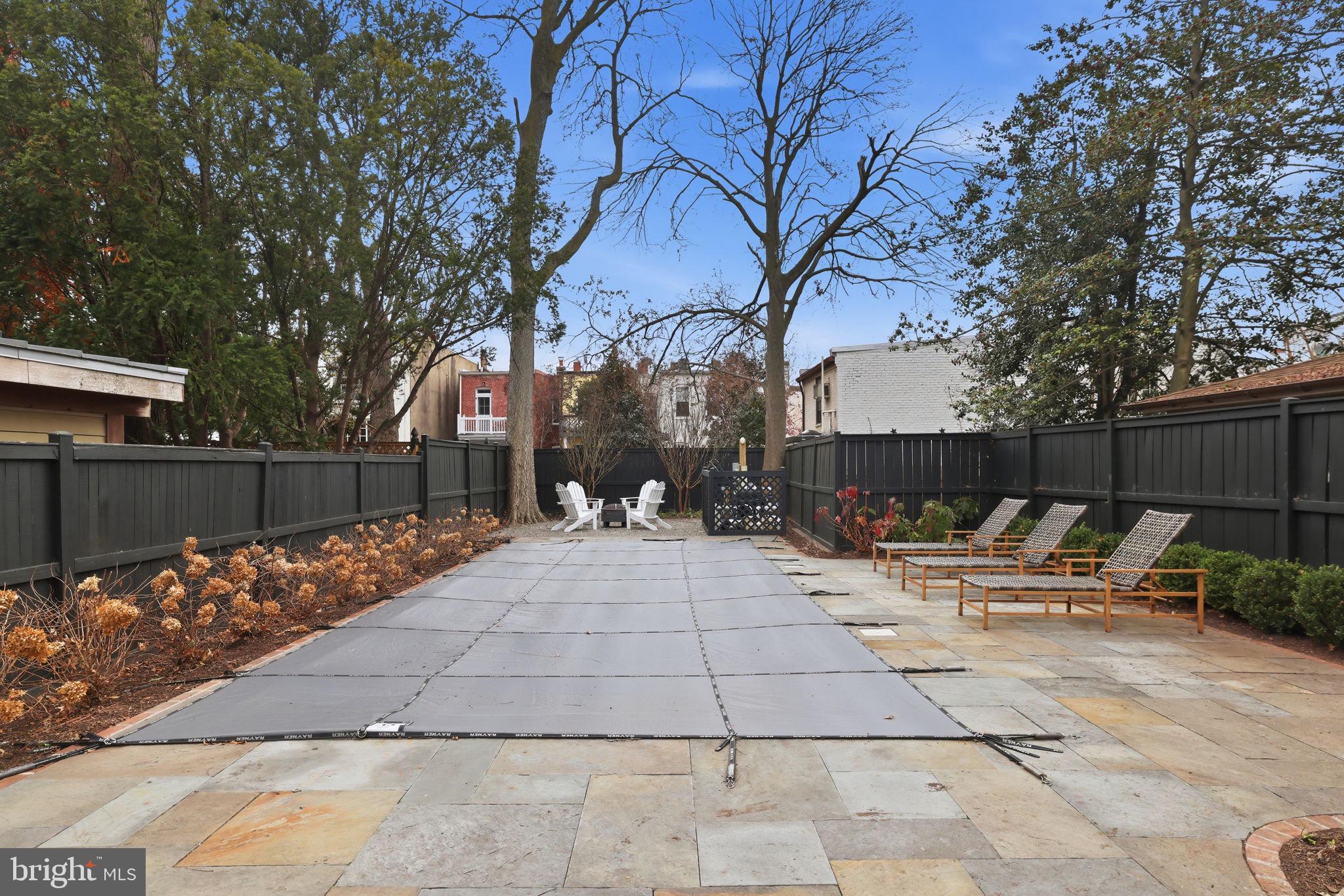 GEORGETOWN - Residential