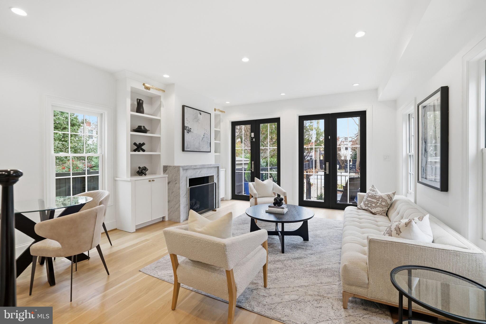 GEORGETOWN - Residential