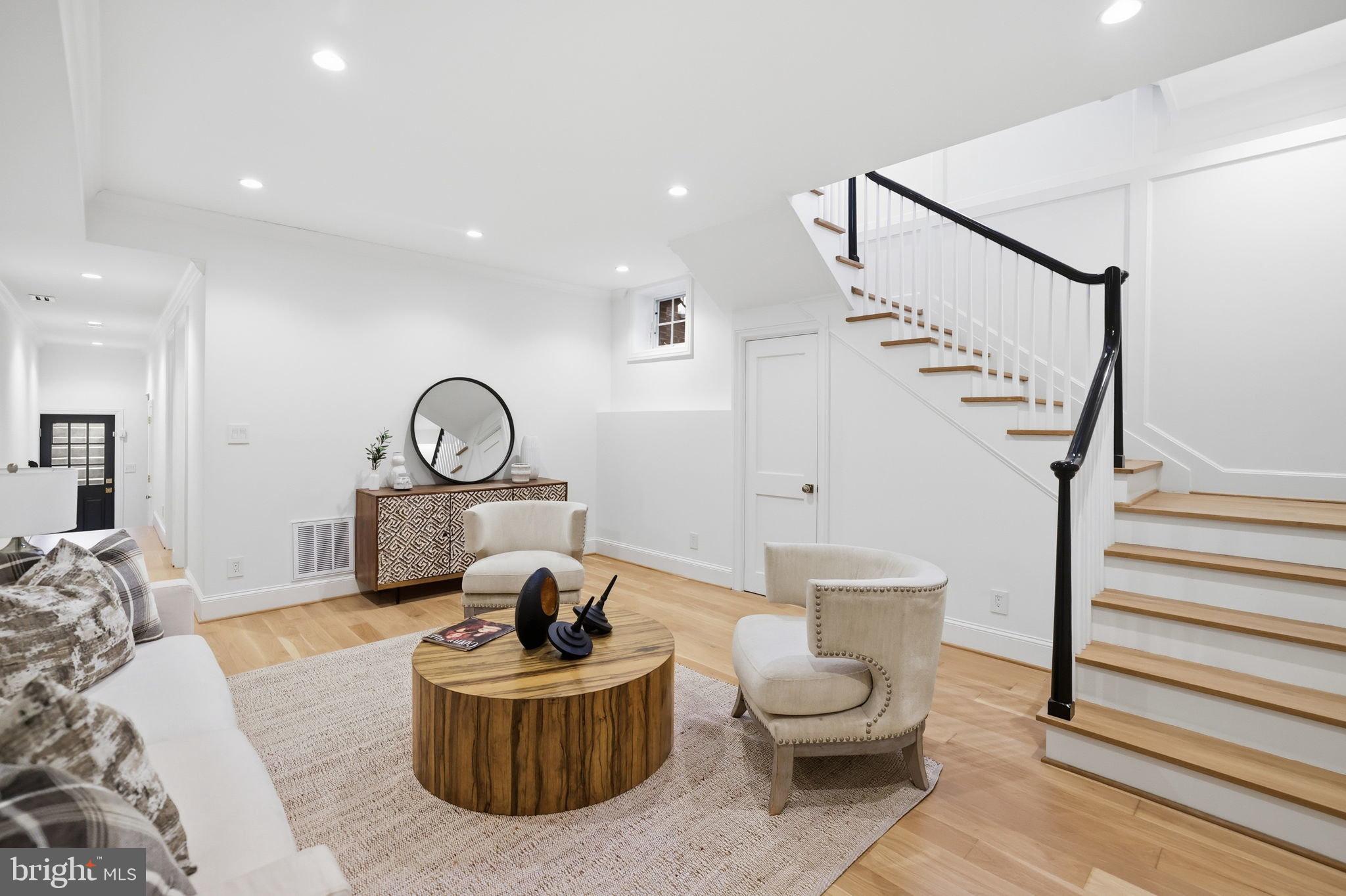 GEORGETOWN - Residential