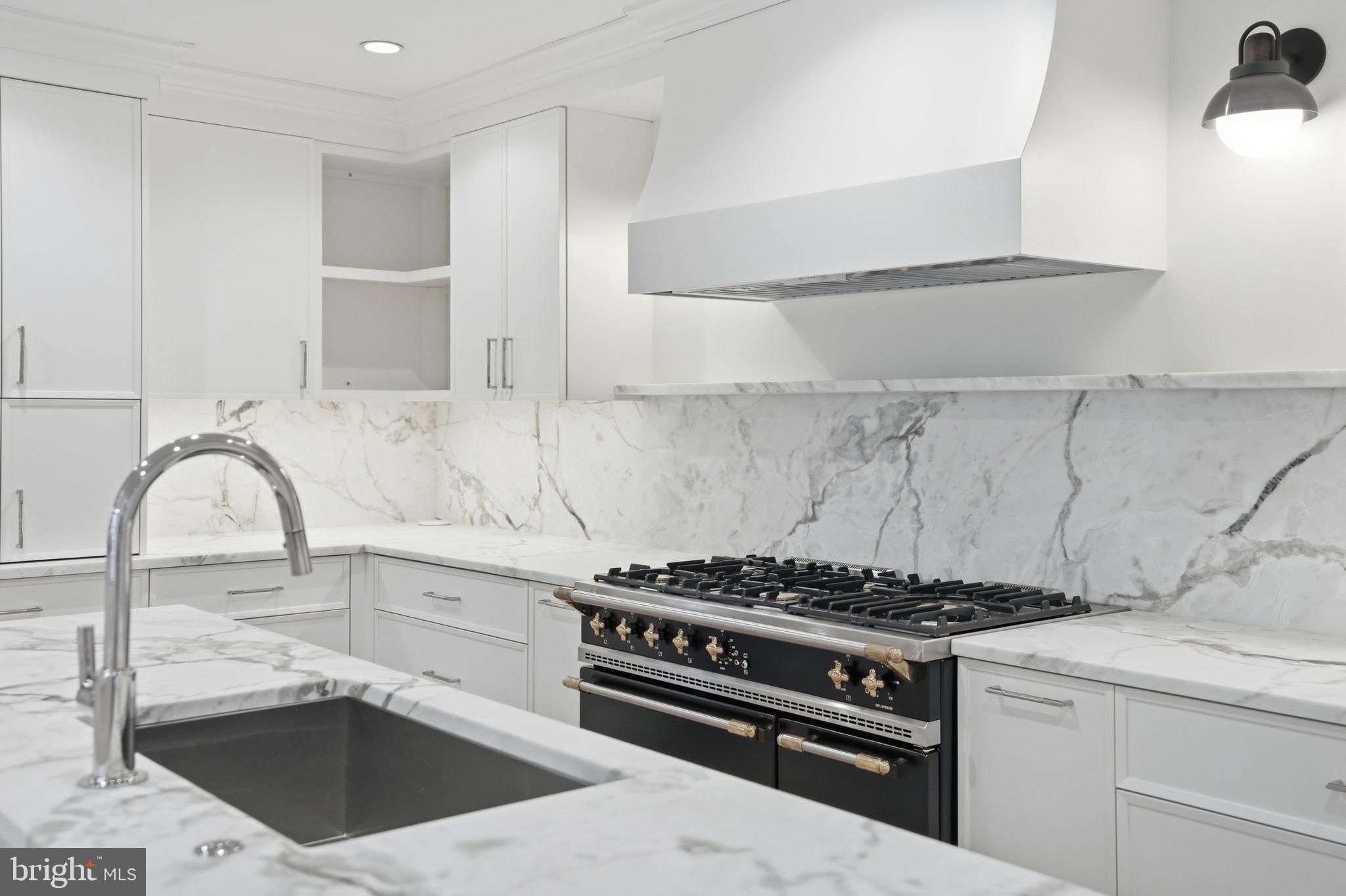 GEORGETOWN - Residential