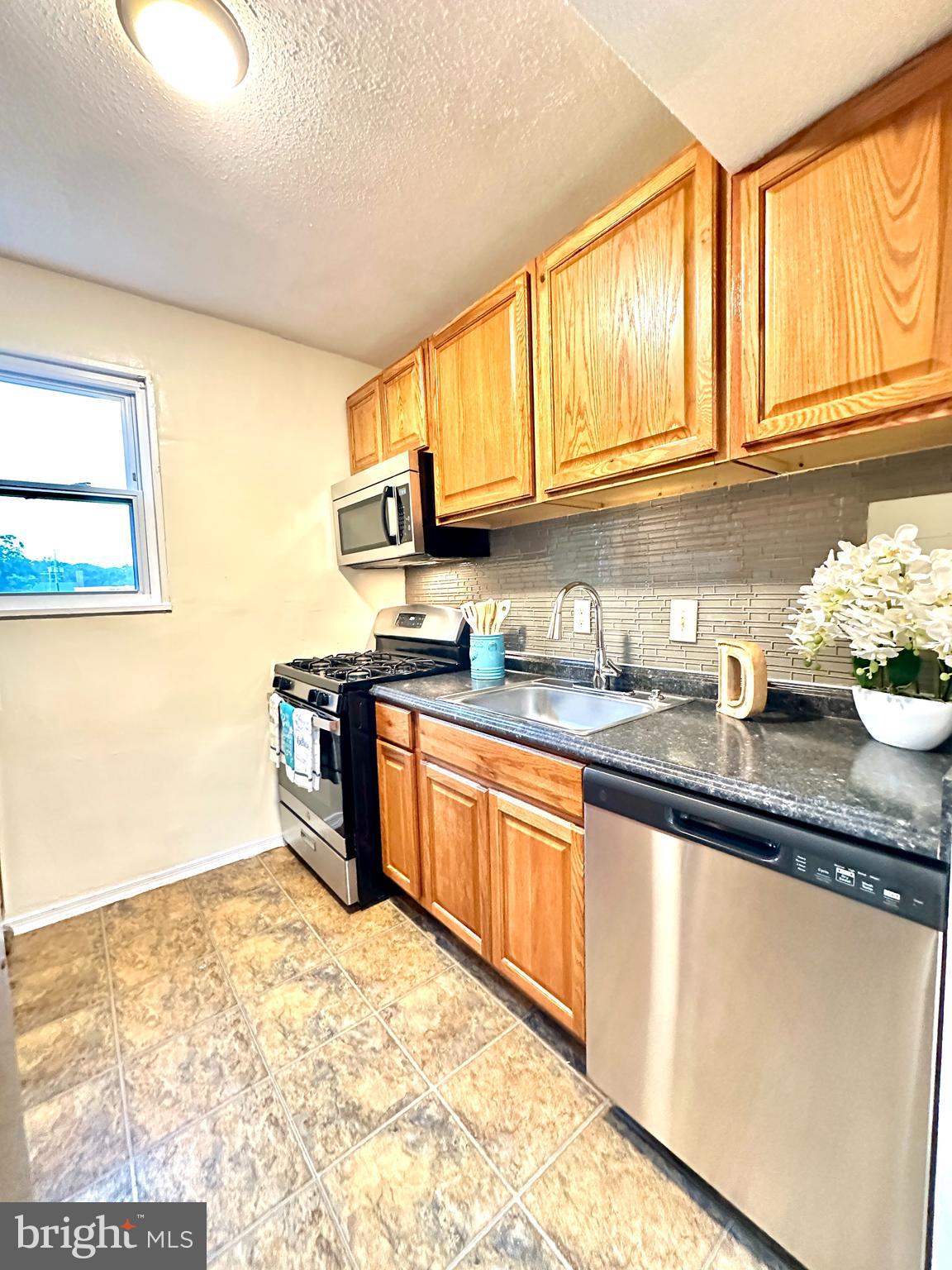 PARK PLACE CONDOMINIUMS - Residential