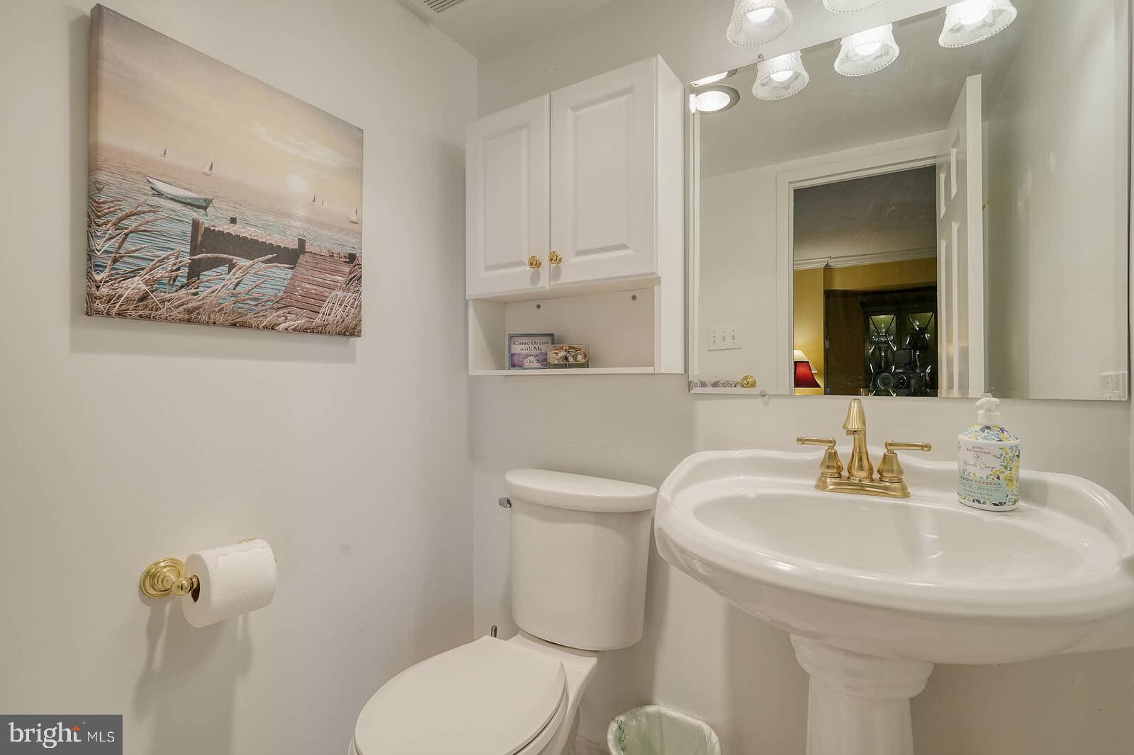 THE ELIZABETH - Residential