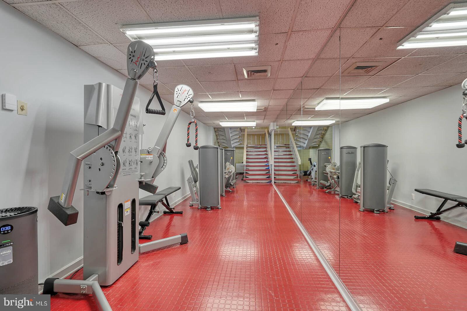 THE ELIZABETH - Residential