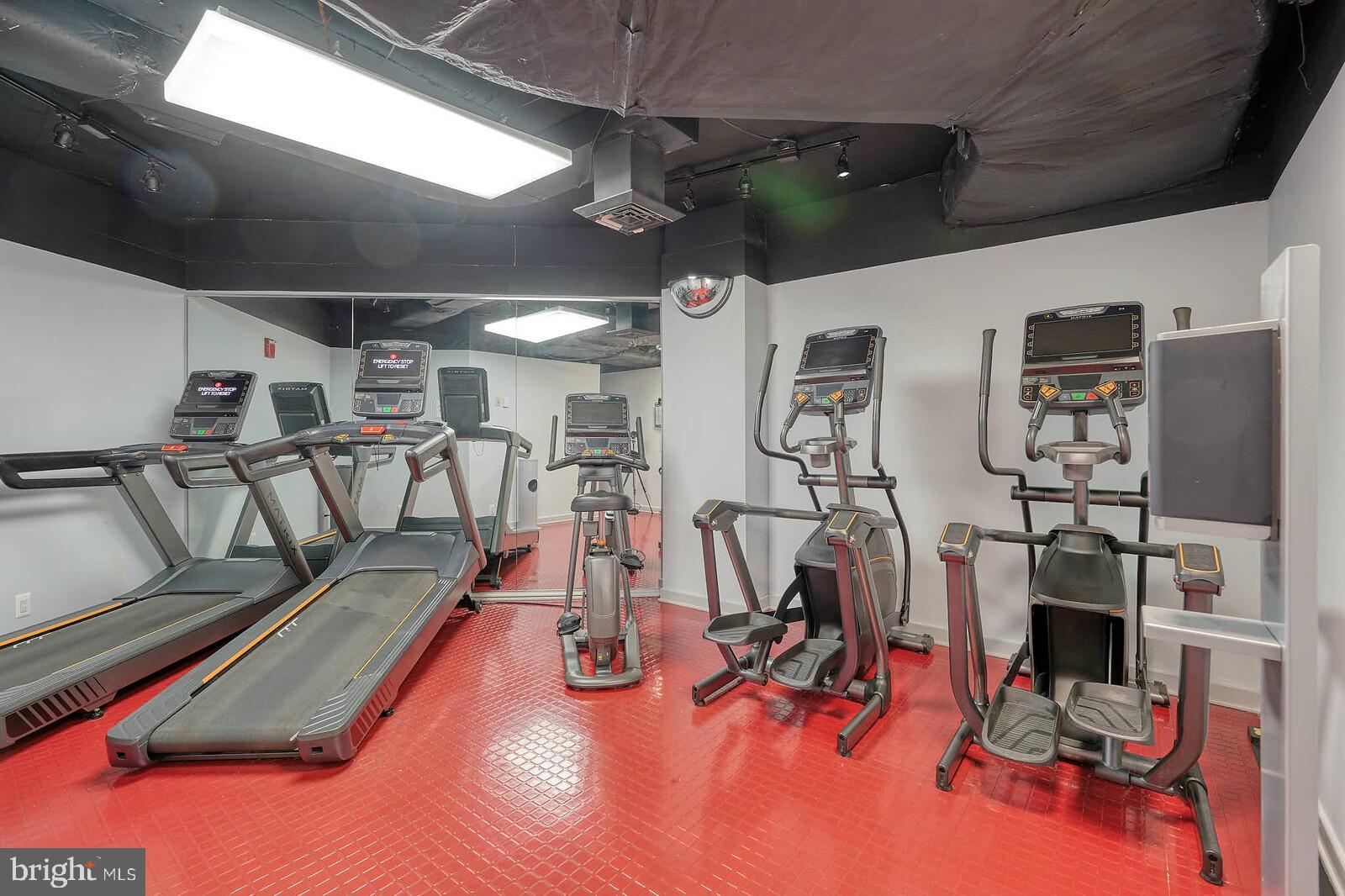 THE ELIZABETH - Residential