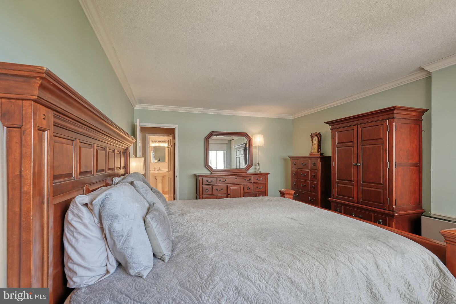 THE ELIZABETH - Residential