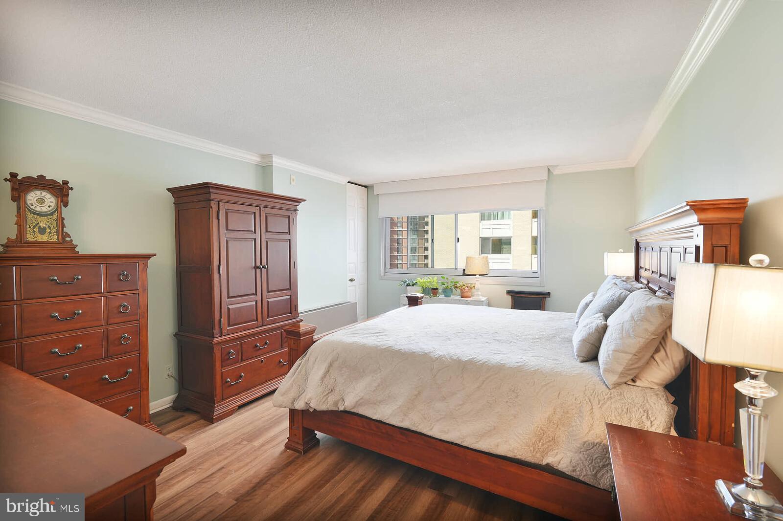 THE ELIZABETH - Residential