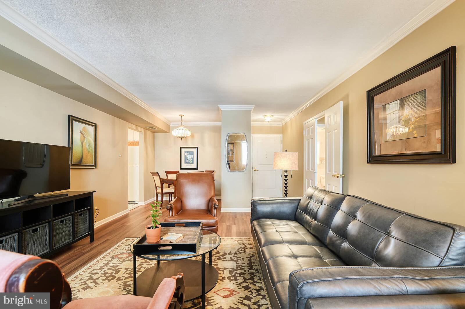 THE ELIZABETH - Residential