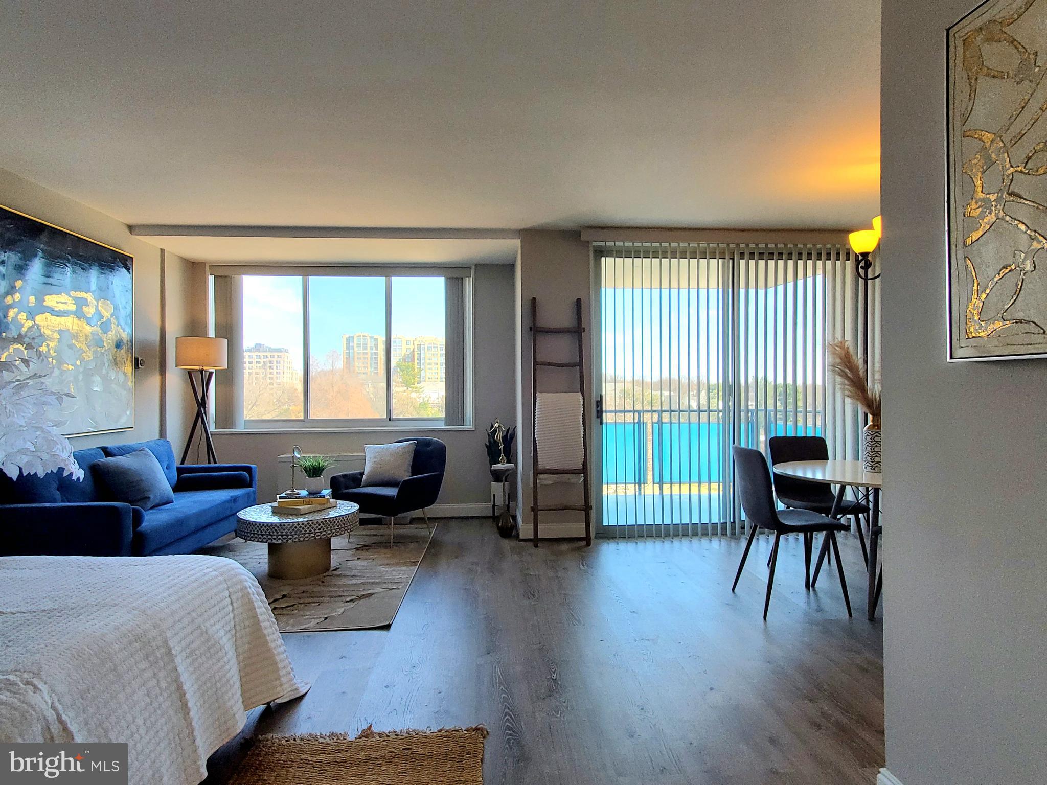 10401 GROSVENOR PLACE 719