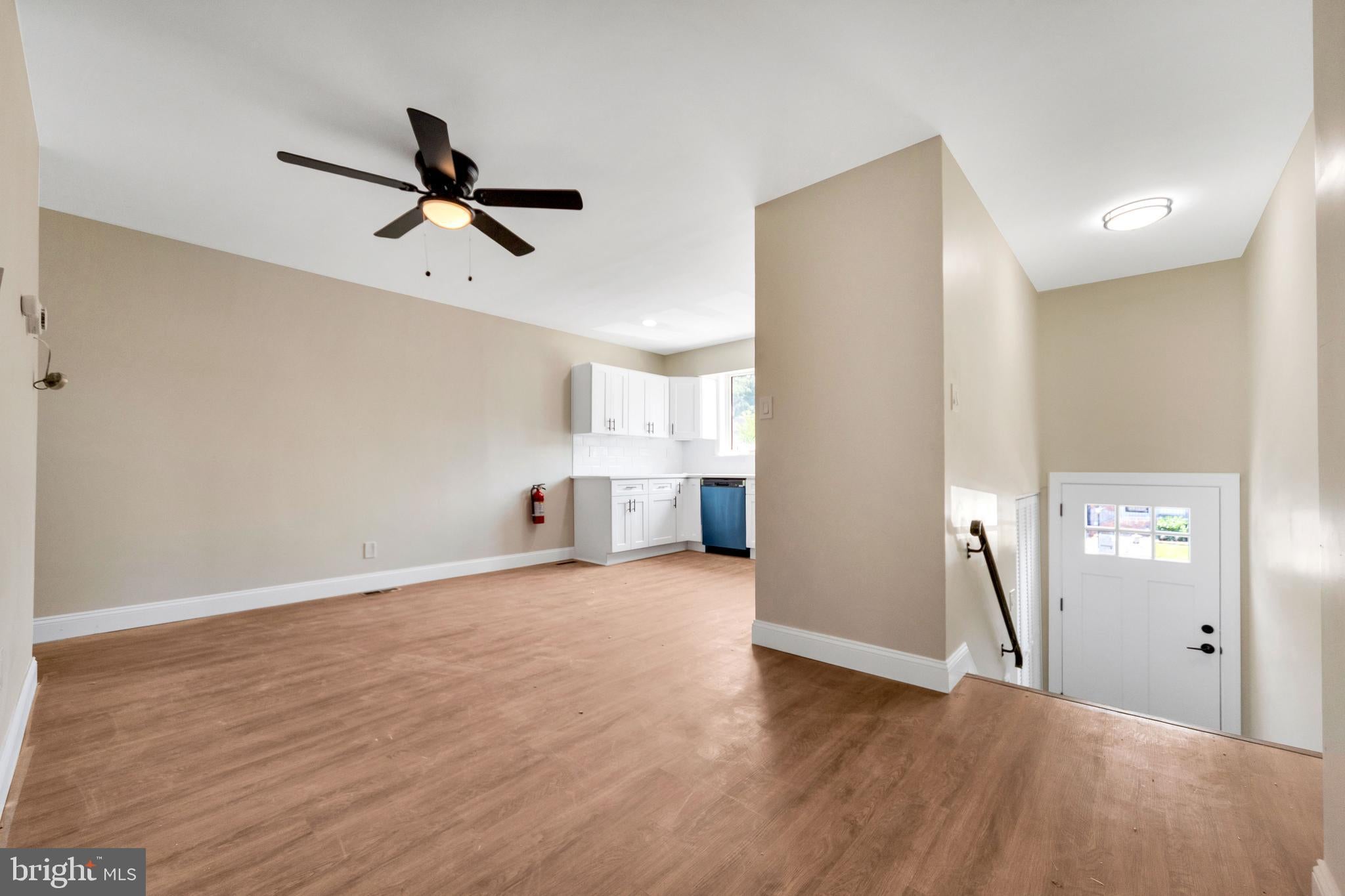 143 SUBURBAN TERRACE