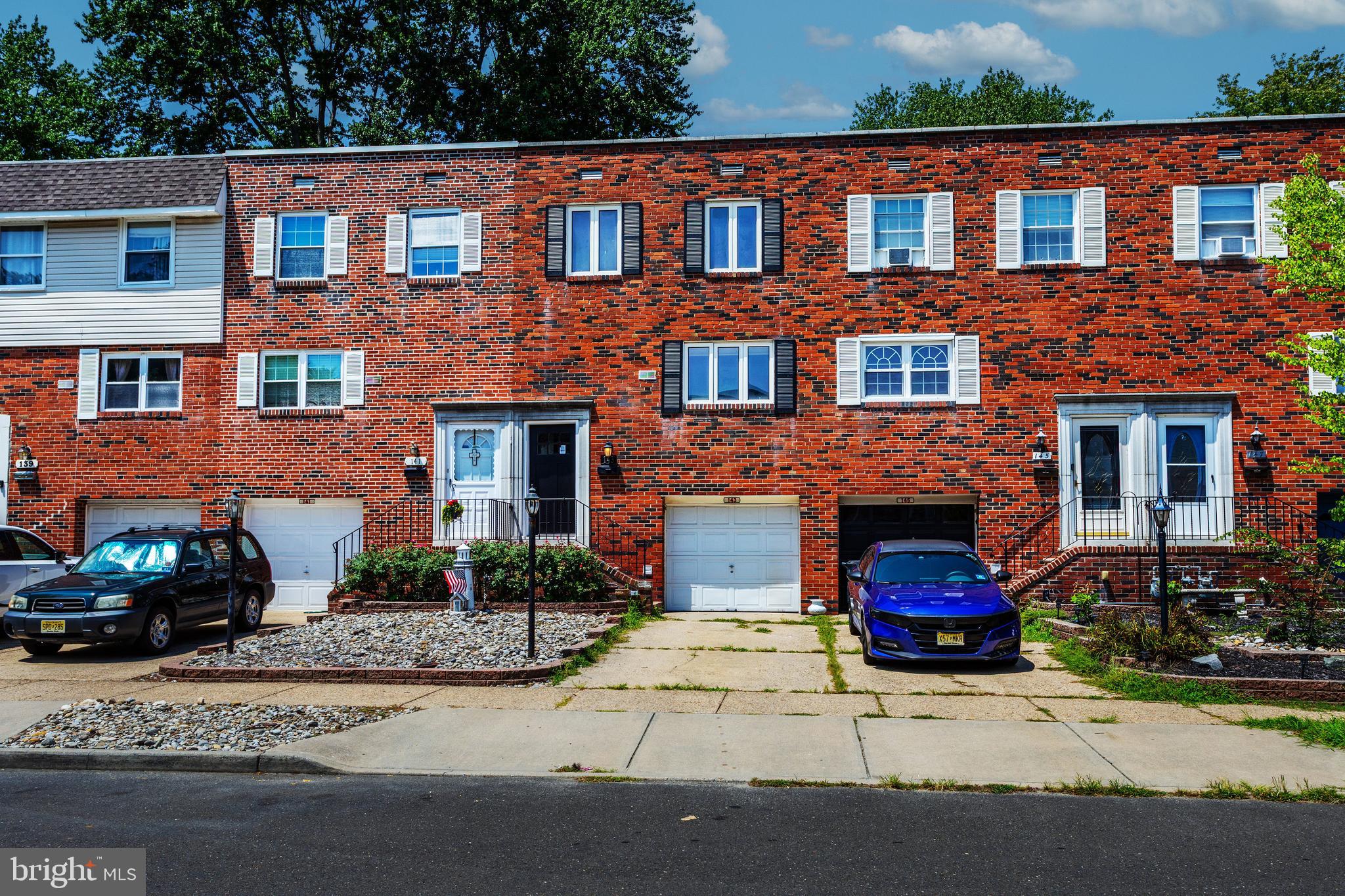 143 SUBURBAN TERRACE