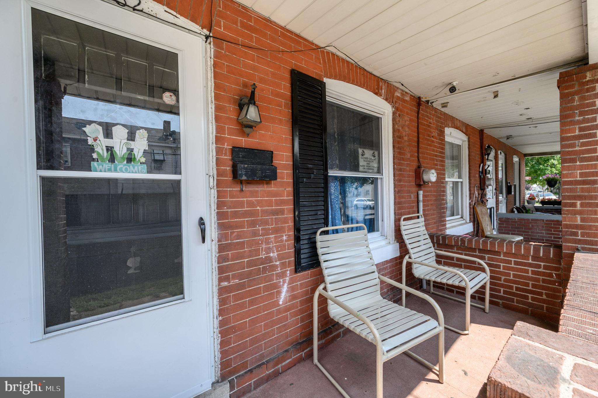 282 ASHMORE AVENUE