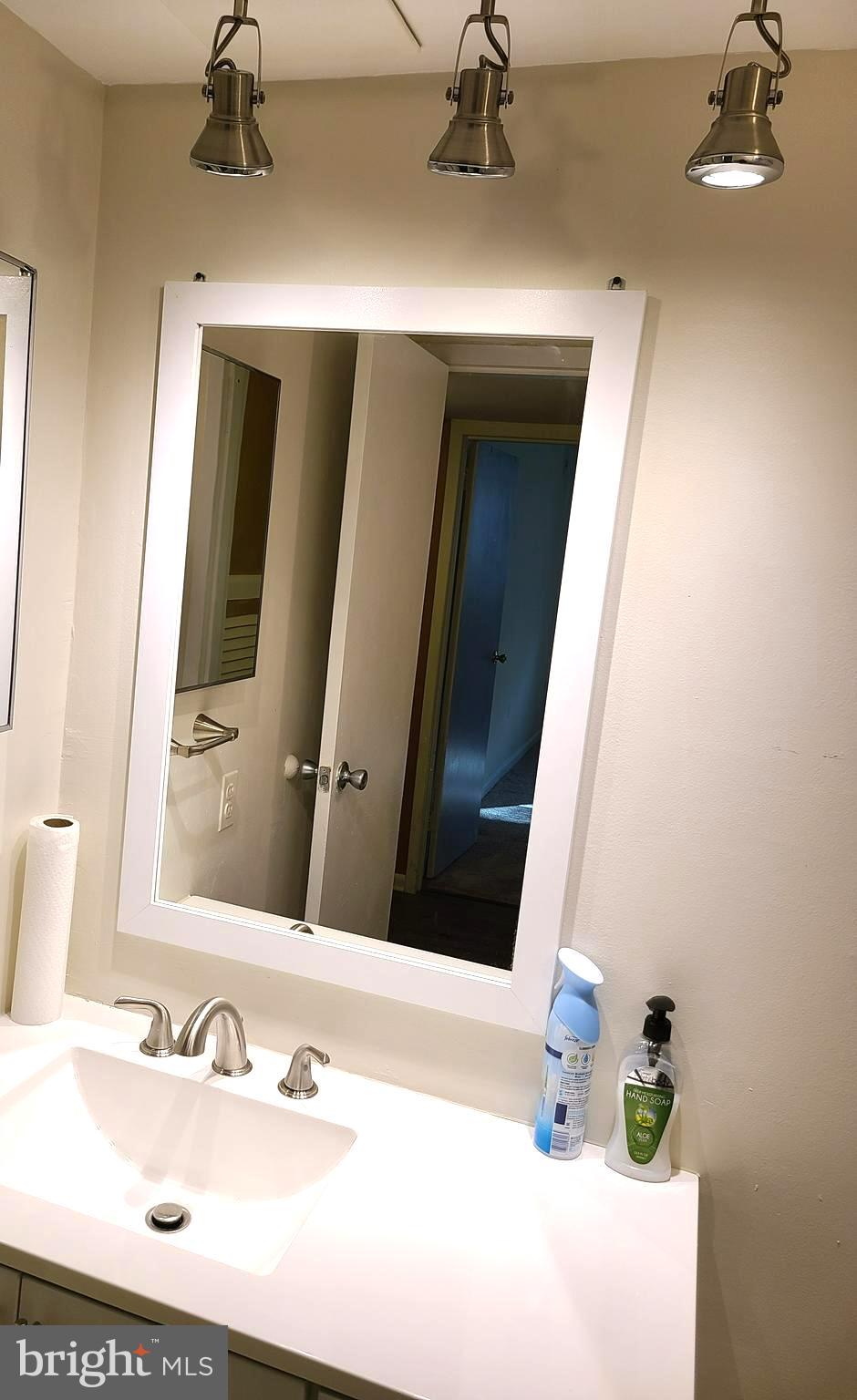 CHELSEA WOODS-PHASE 3> - Residential