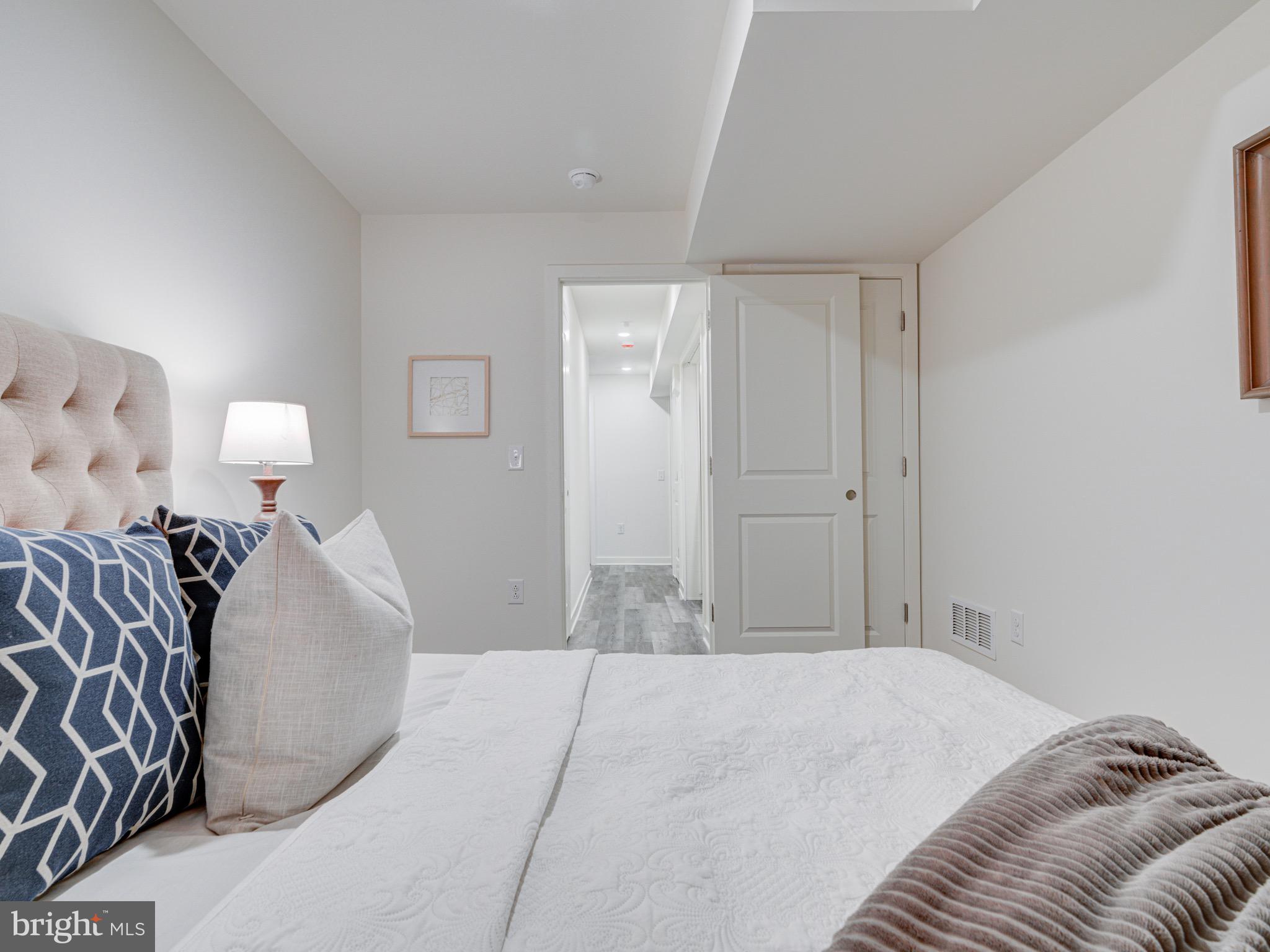 PORT RICHMOND - Residential