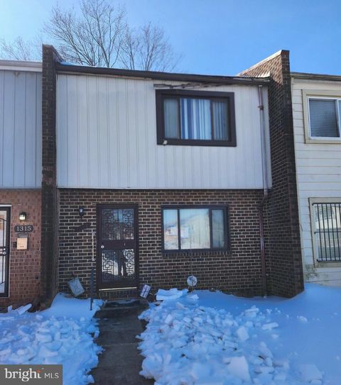 1317 BARNABY TERRACE SE WASHINGTON DC 20032