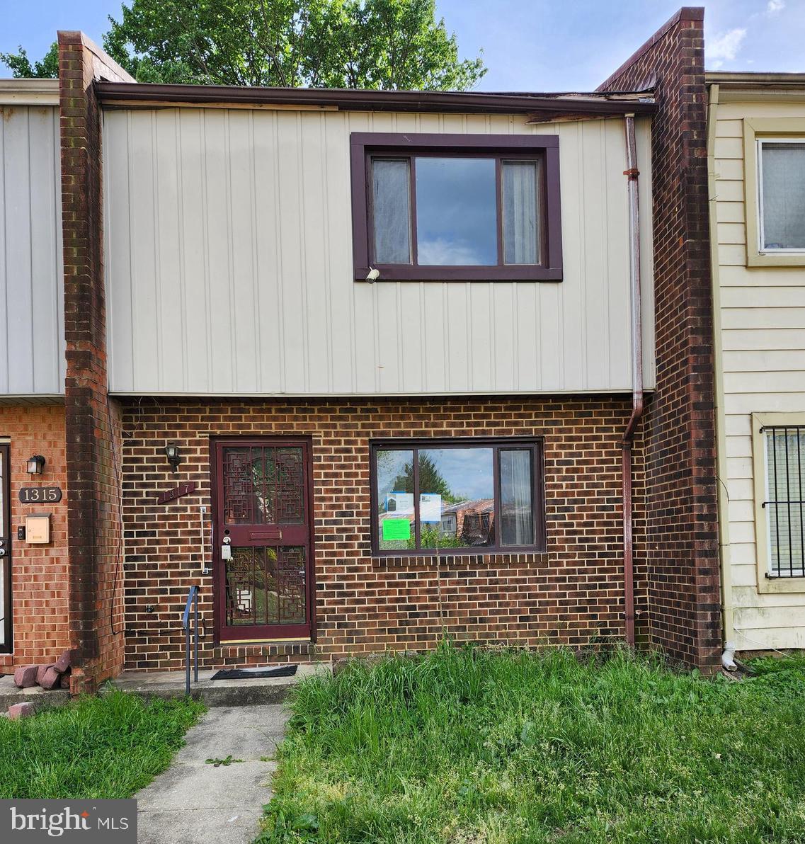 Photo 1 of 13 — 1317 BARNABY TERRACE SE, WASHINGTON, DC 20032