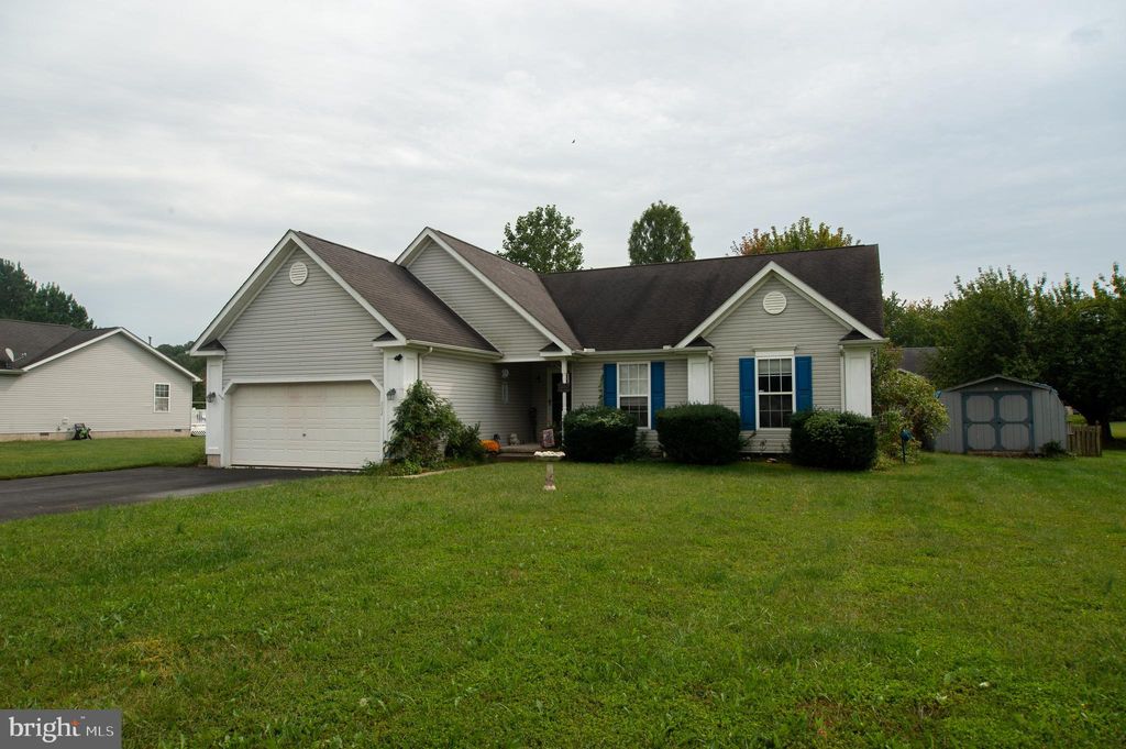 Photo of 202 W Darby Circle, DOVER, DE 19904 (MLS # DEKT2041208)