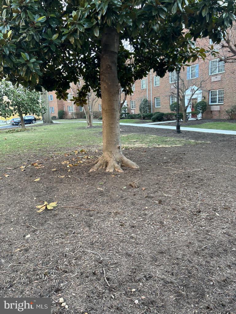 POTOWMACK CROSSING - Residential Lease