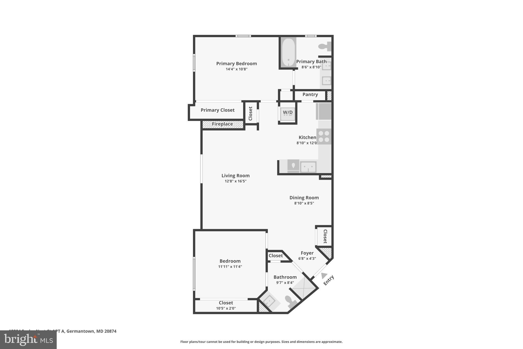 WATERS EDGE AT NORTH LAKE - Residential