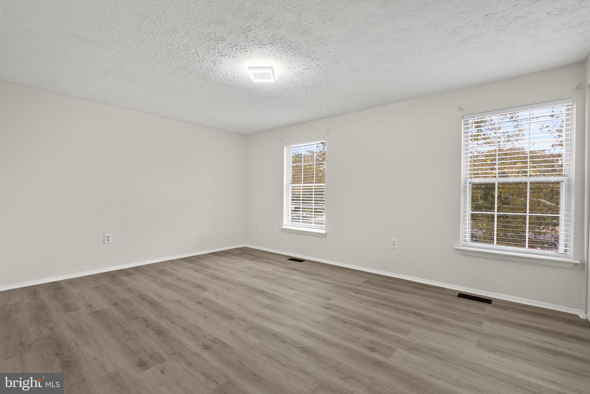 CLINTON PLAZA TOWNHOUSES - Residential