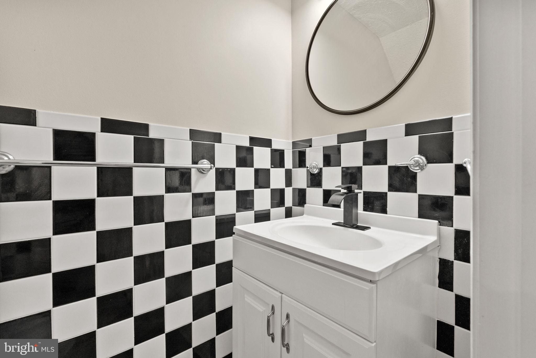 CLINTON PLAZA TOWNHOUSES - Residential