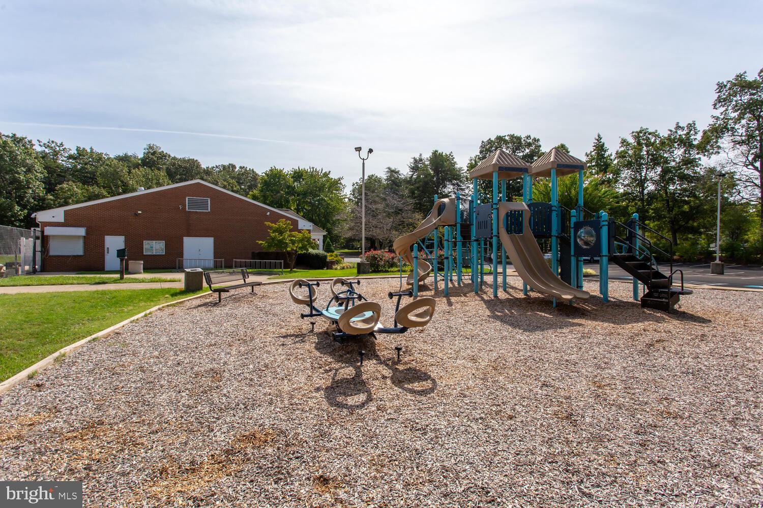 WESTLAKE VILLAGE - Residential