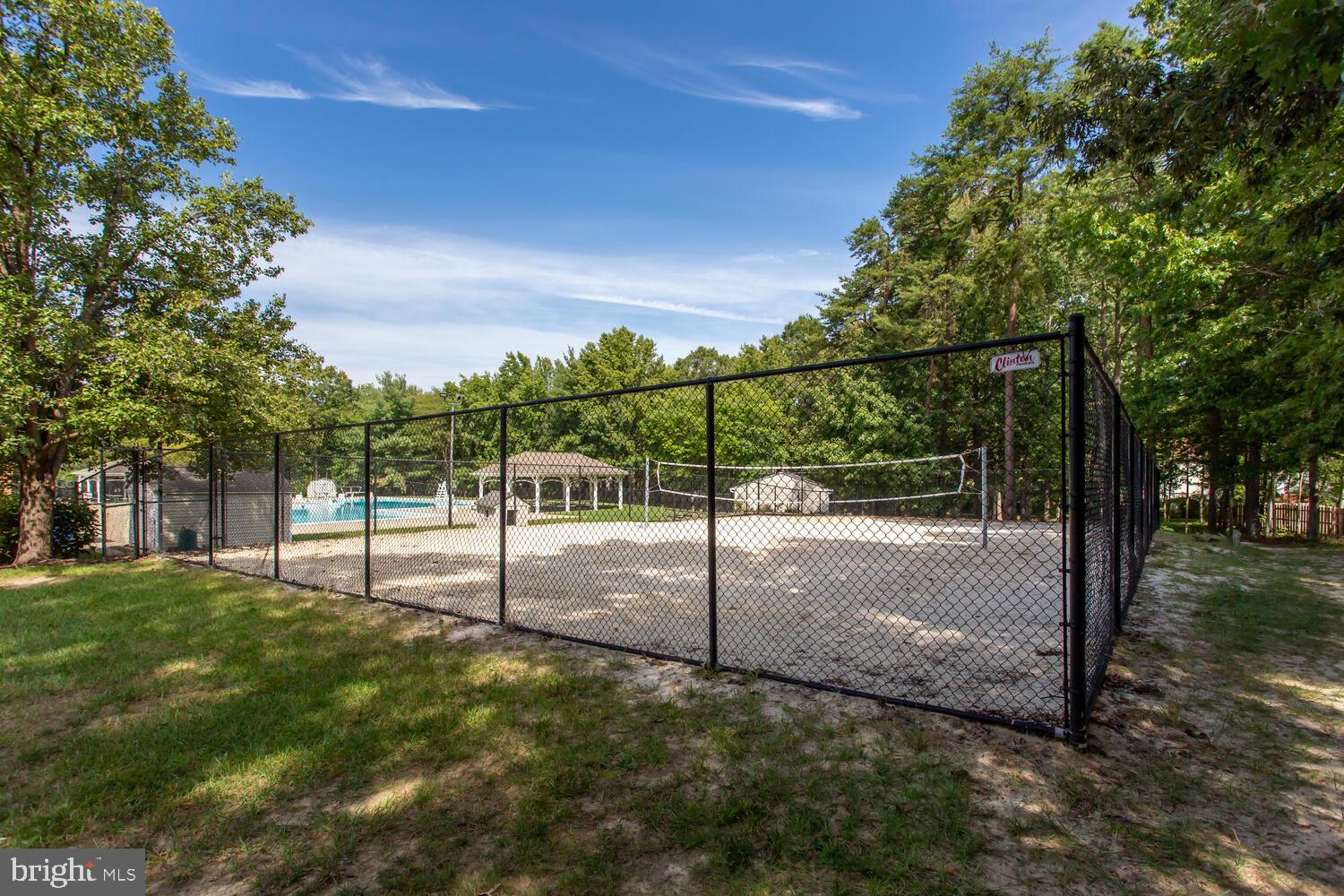 WESTLAKE VILLAGE - Residential