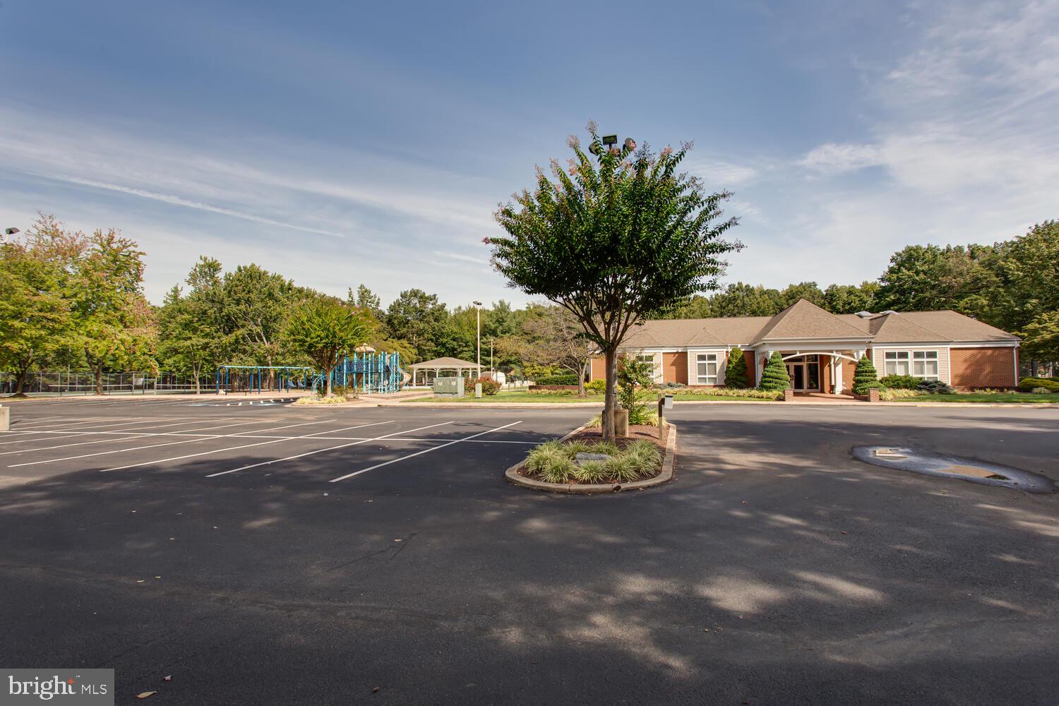 WESTLAKE VILLAGE - Residential