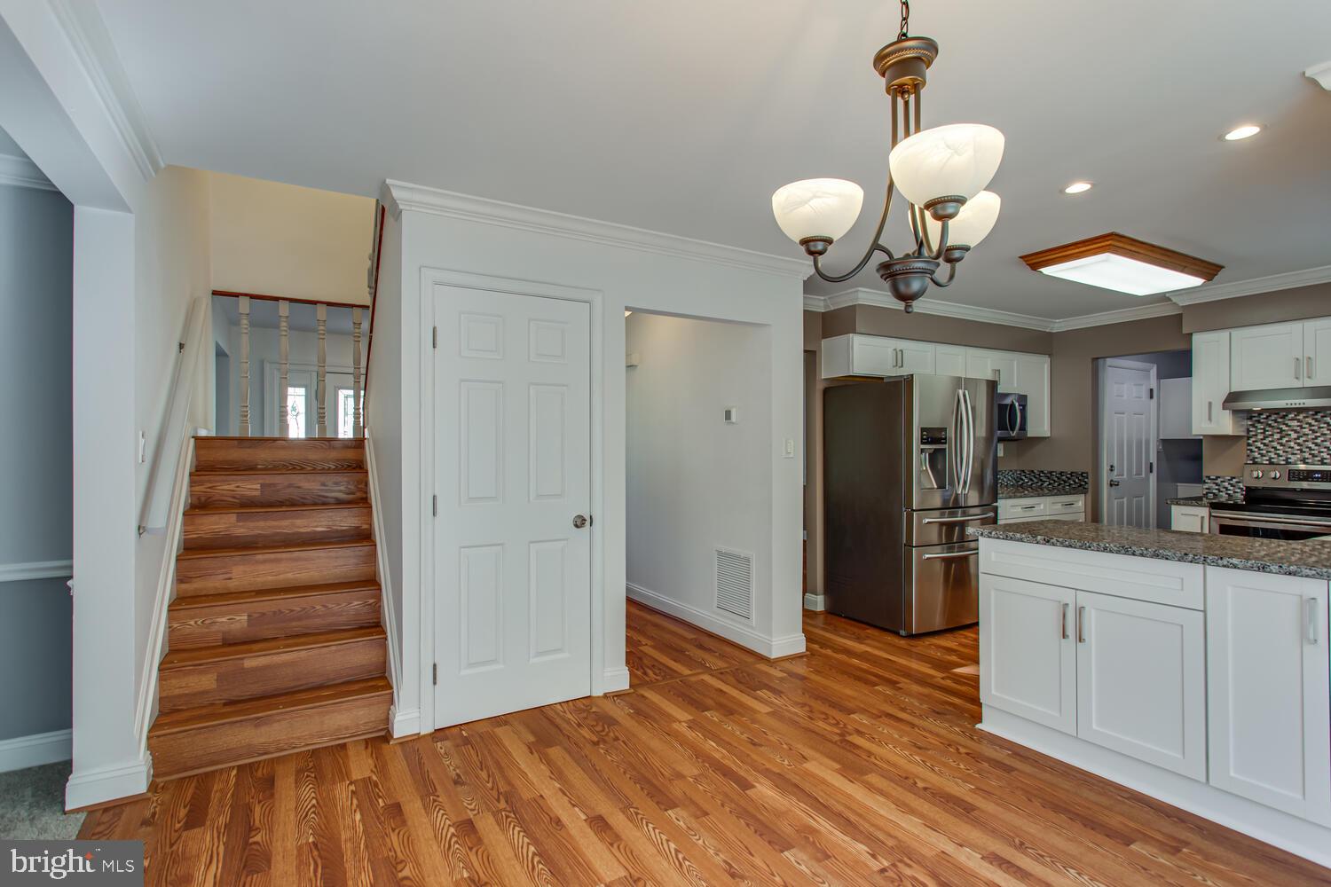 WESTLAKE VILLAGE - Residential