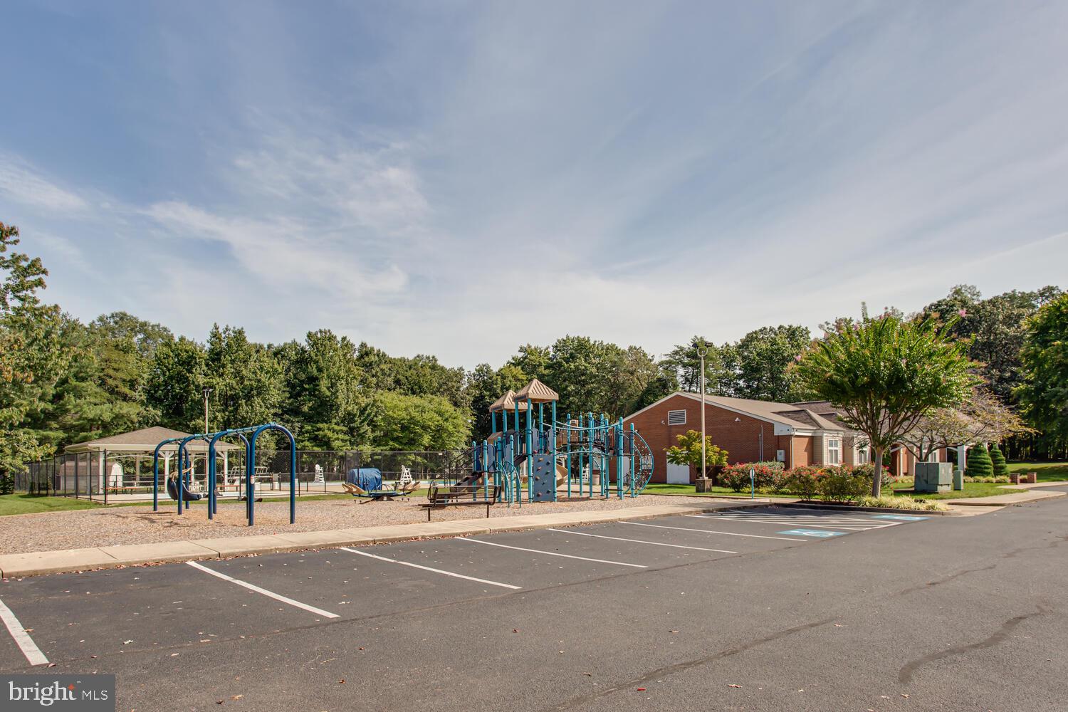 WESTLAKE VILLAGE - Residential