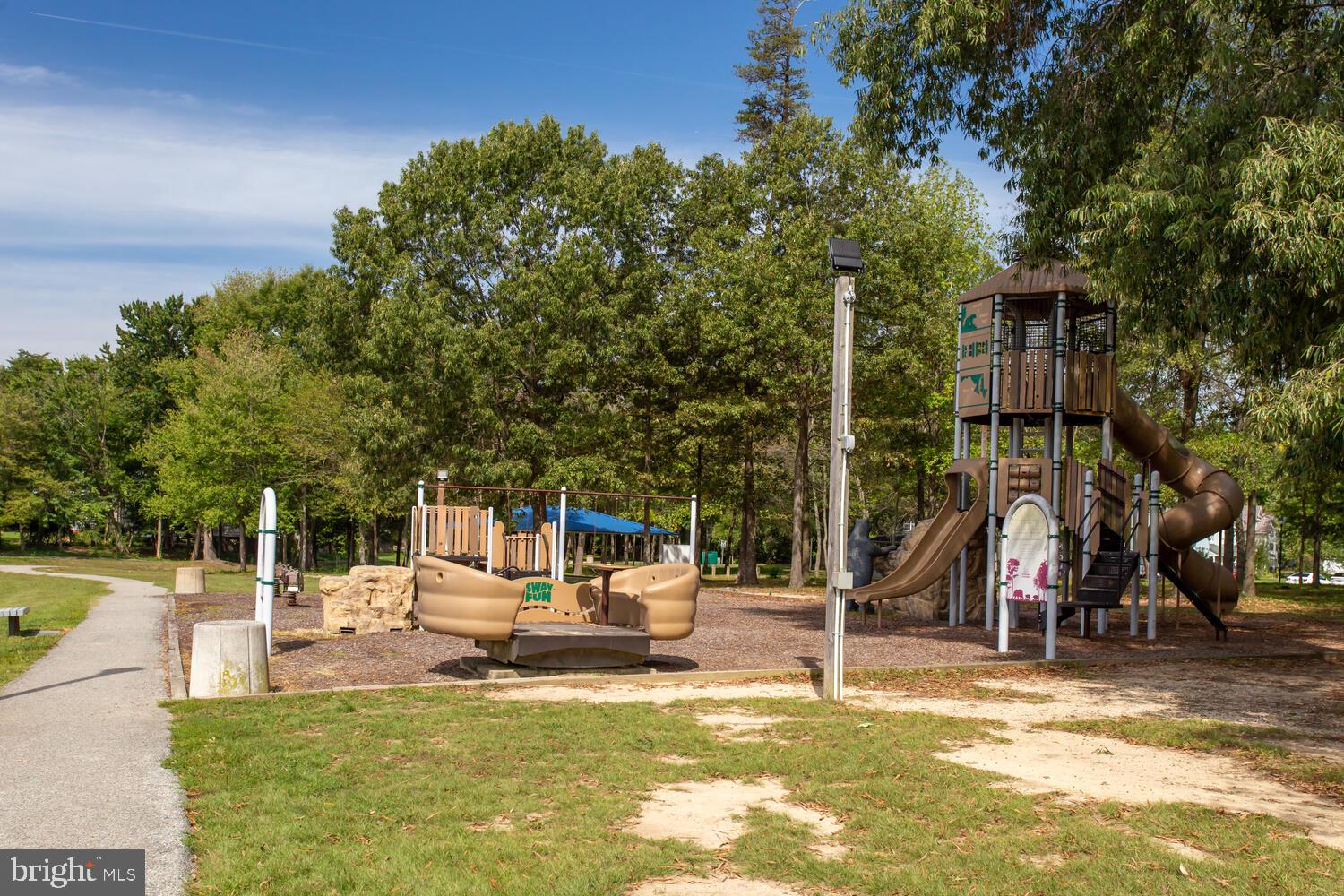 WESTLAKE VILLAGE - Residential