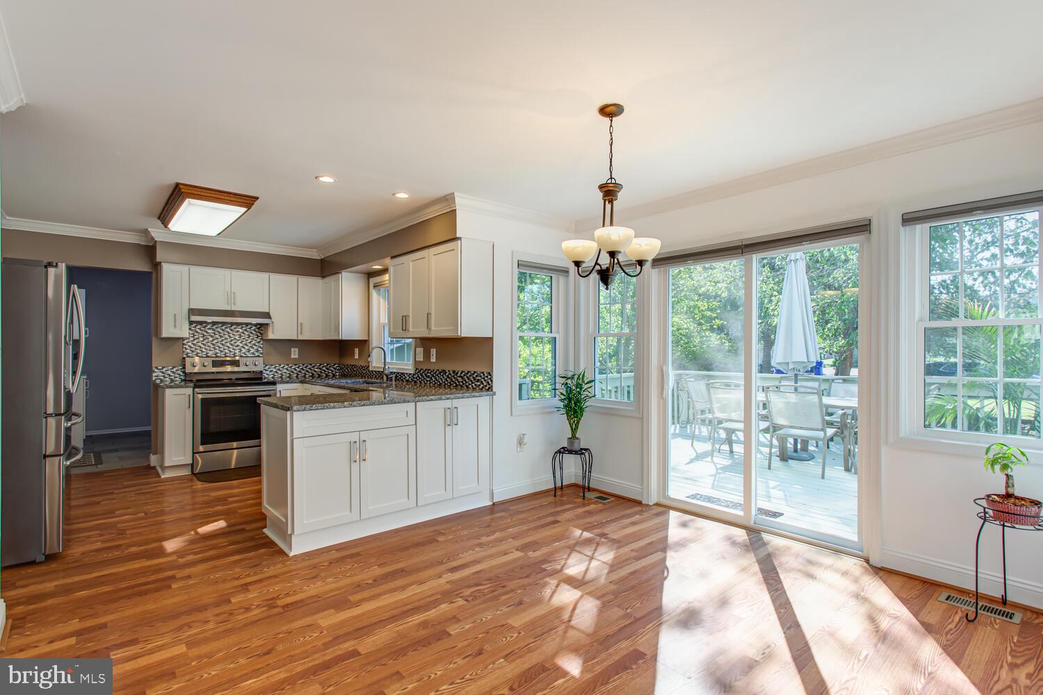 WESTLAKE VILLAGE - Residential