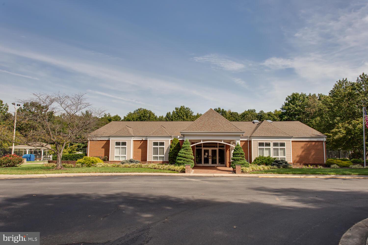 WESTLAKE VILLAGE - Residential